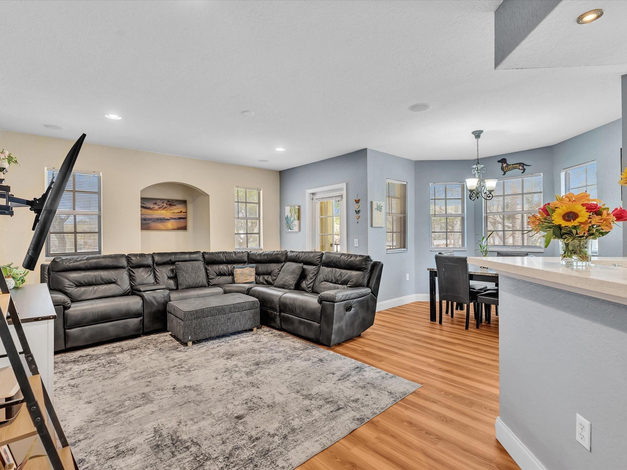 110 Belmont Lane 110, North Lauderdale, FL 33068, North Lauderdale - Photo 5