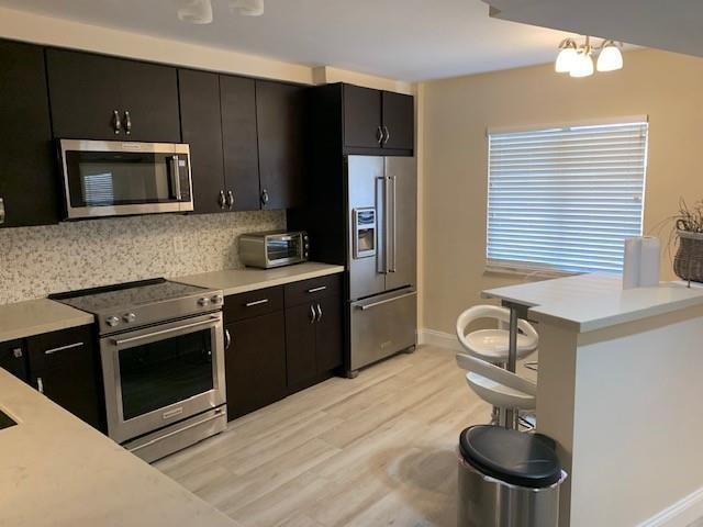 2200 S Cypress Bend Drive 905, Pompano Beach, FL 33069, Pompano Beach - Photo 3