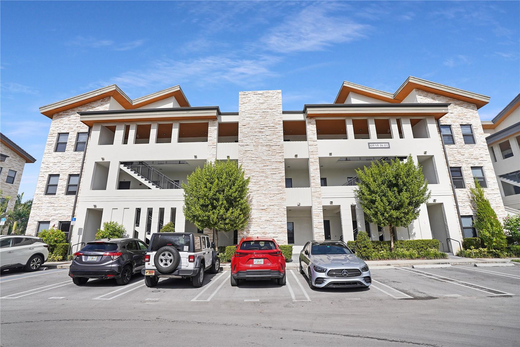 8195 NW 104th Avenue 32, Doral, FL 33178, Doral
