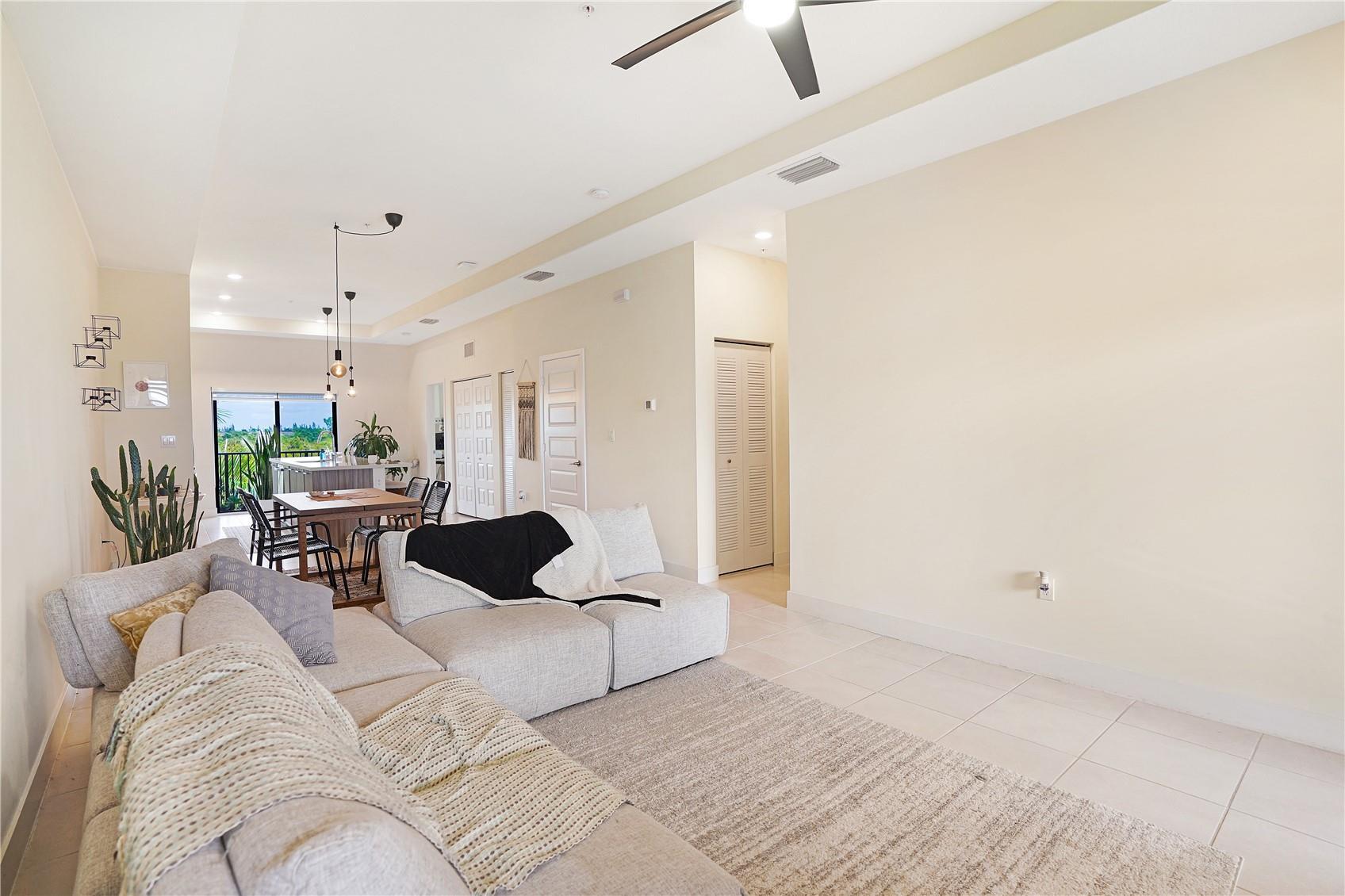 8195 NW 104th Avenue 32, Doral, FL 33178, Doral - Photo 3