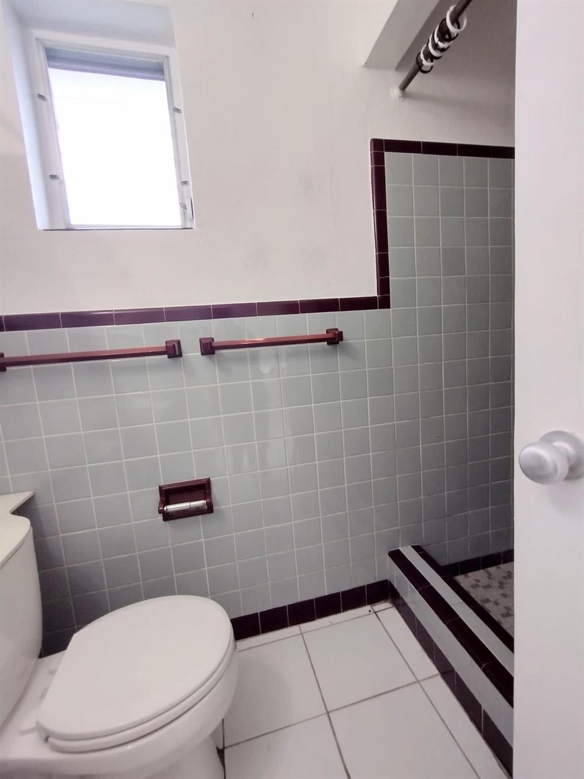 1707 Thomas Street 4, Hollywood, FL 33020, Hollywood - Photo 4