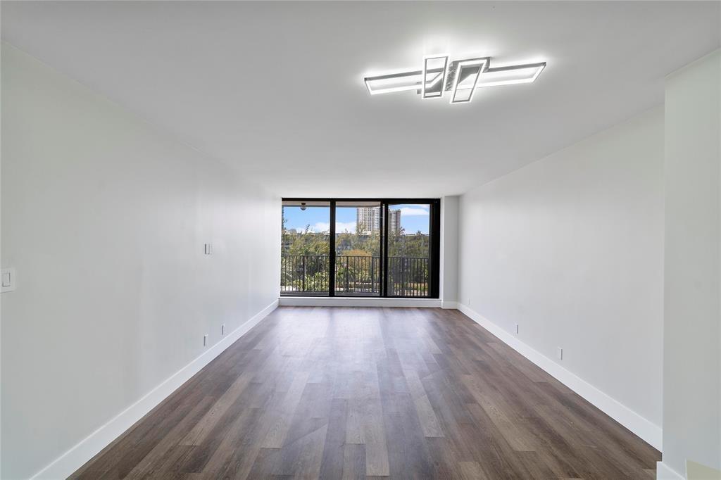 300 Three Islands Boulevard 306, Hallandale Beach, FL 33009, Hallandale Beach - Photo 5