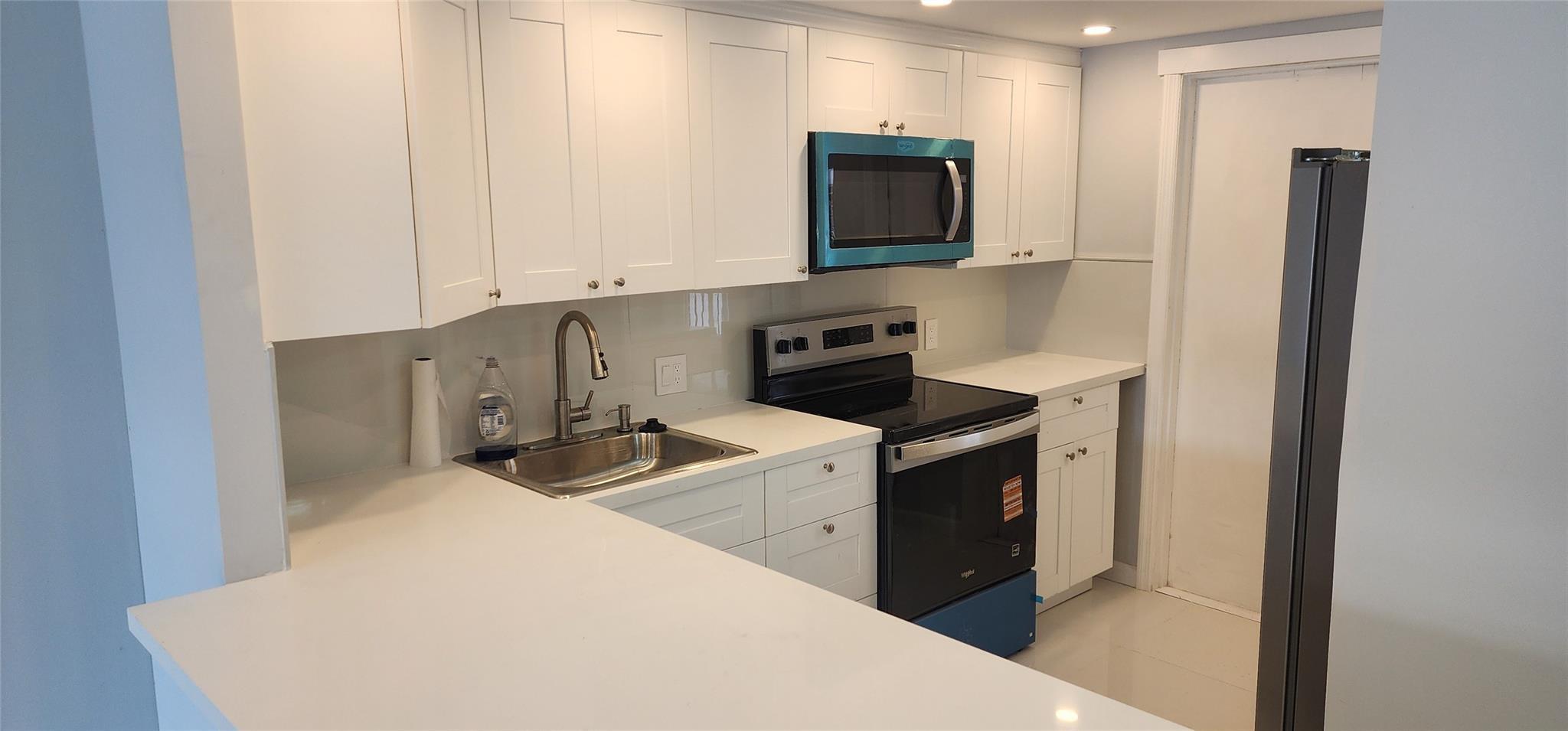 2801 N Palm Aire Drive 205, Pompano Beach, FL 33069, Pompano Beach - Photo 5