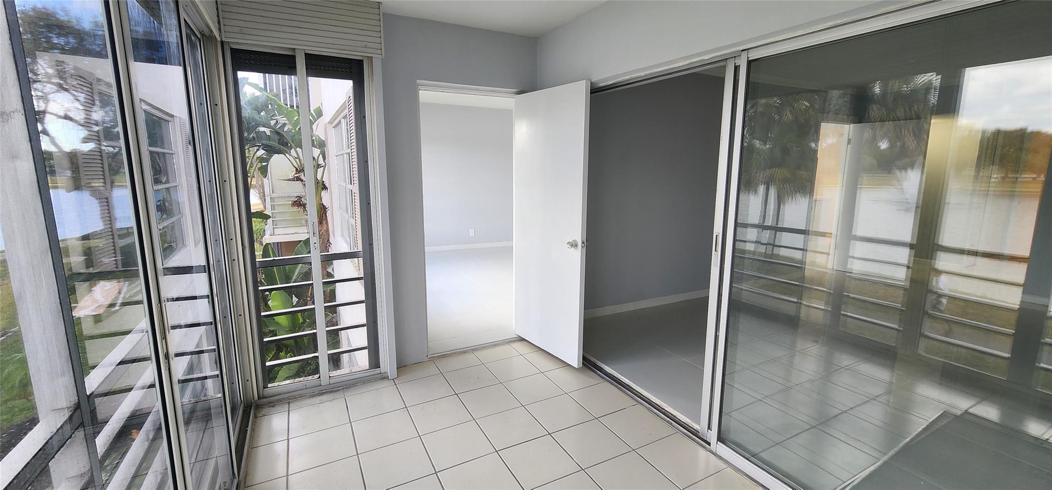 2801 N Palm Aire Drive 205, Pompano Beach, FL 33069, Pompano Beach - Photo 4