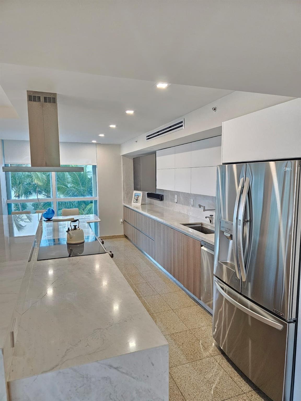 16500 Collins Avenue 356, Sunny Isles Beach, FL 33160, Sunny Isles Beach - Photo 2