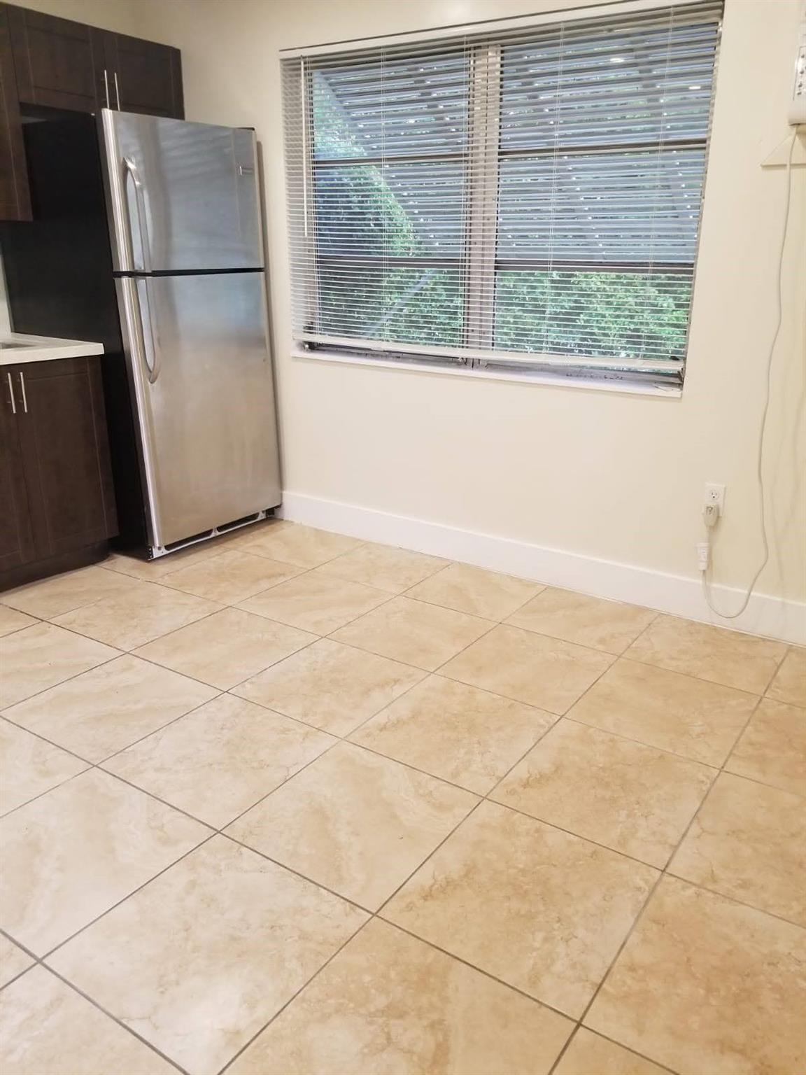 1964 NE 172nd Street 5, North Miami Beach, FL 33162, North Miami Beach - Photo 3