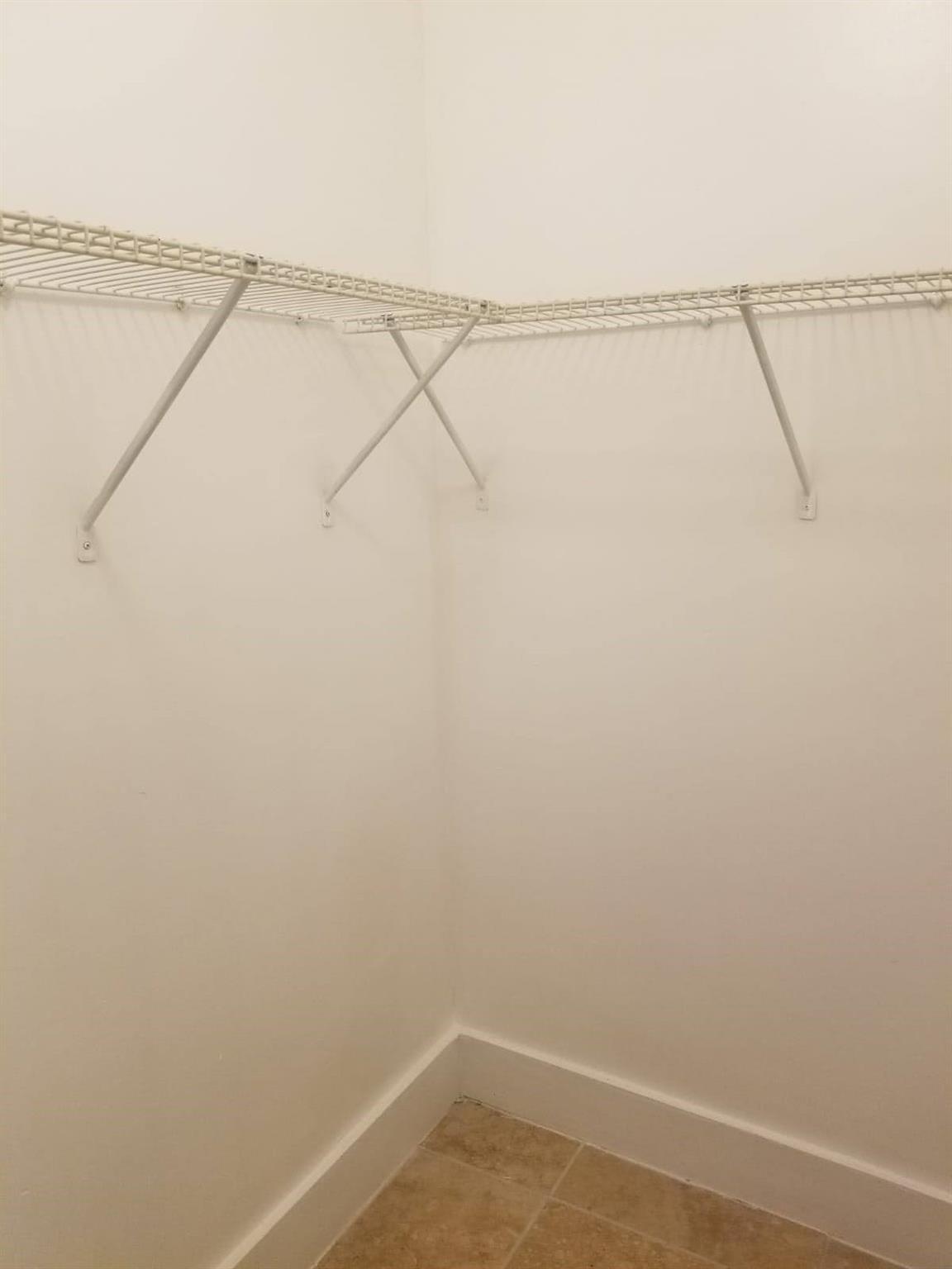 1964 NE 172nd Street 5, North Miami Beach, FL 33162, North Miami Beach - Photo 5