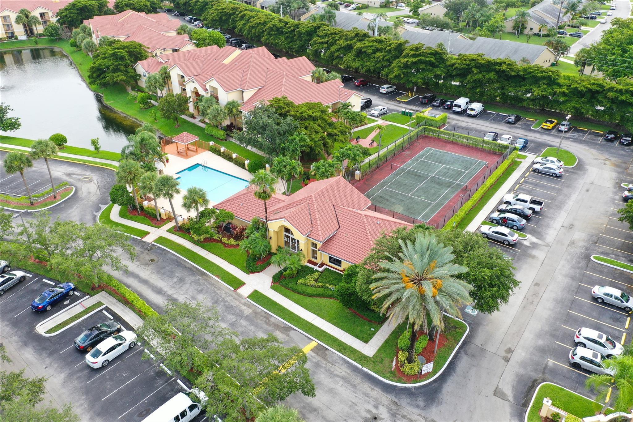 7640 Westwood Drive 411, Tamarac, FL 33321, Tamarac - Photo 2