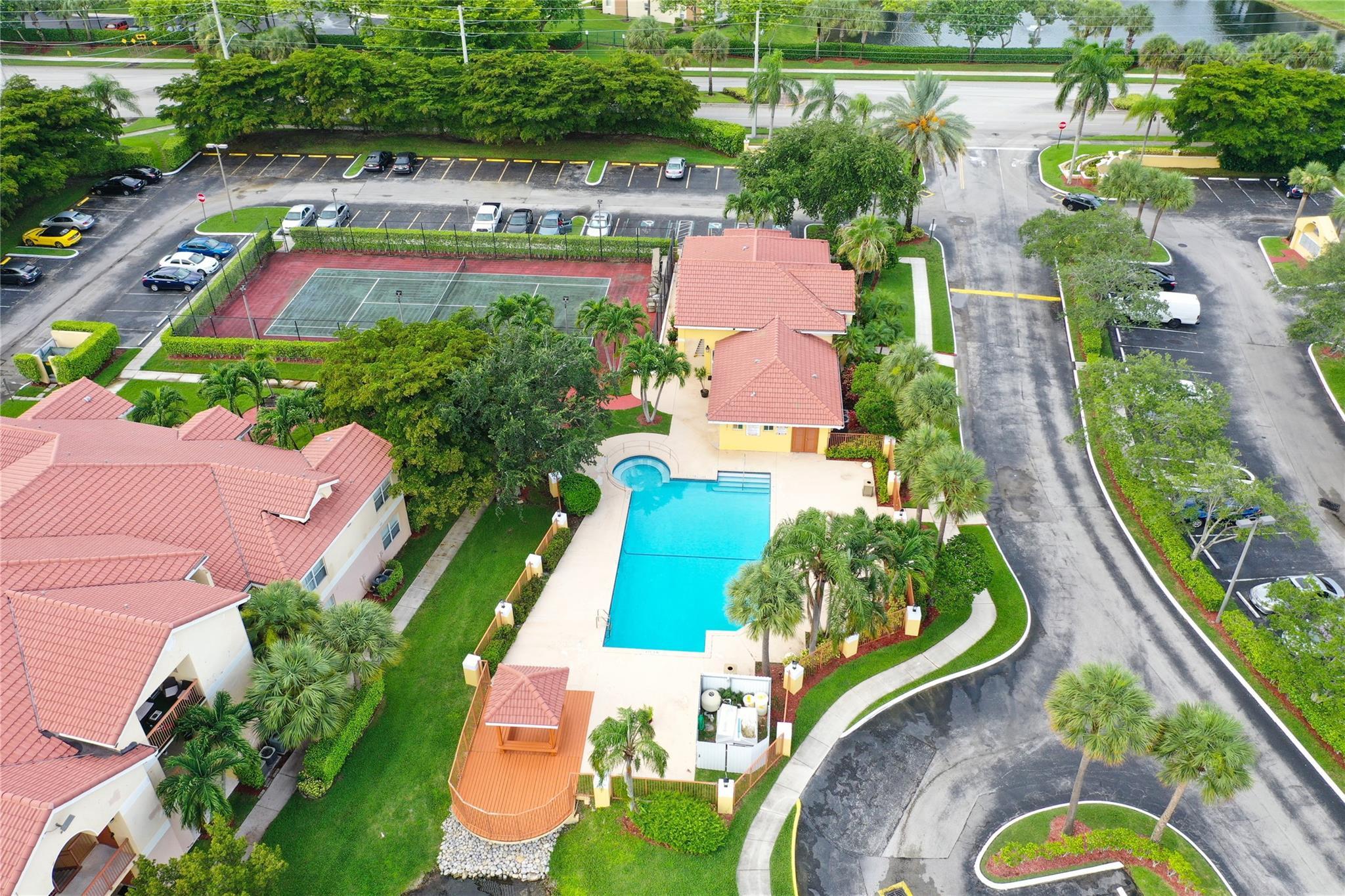 7640 Westwood Drive 411, Tamarac, FL 33321, Tamarac - Photo 3