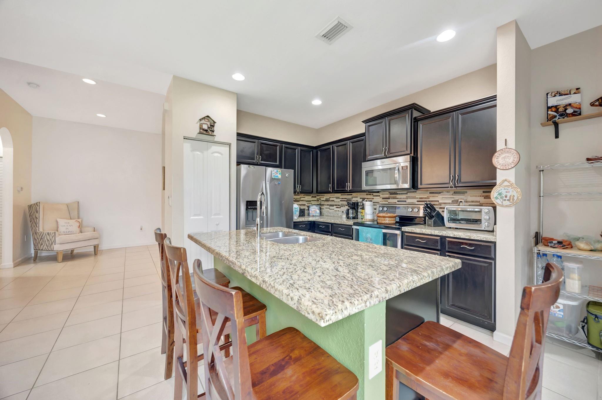 25123 SW 118th Place, Cutler Bay, FL 33032, Cutler Bay - Photo 2