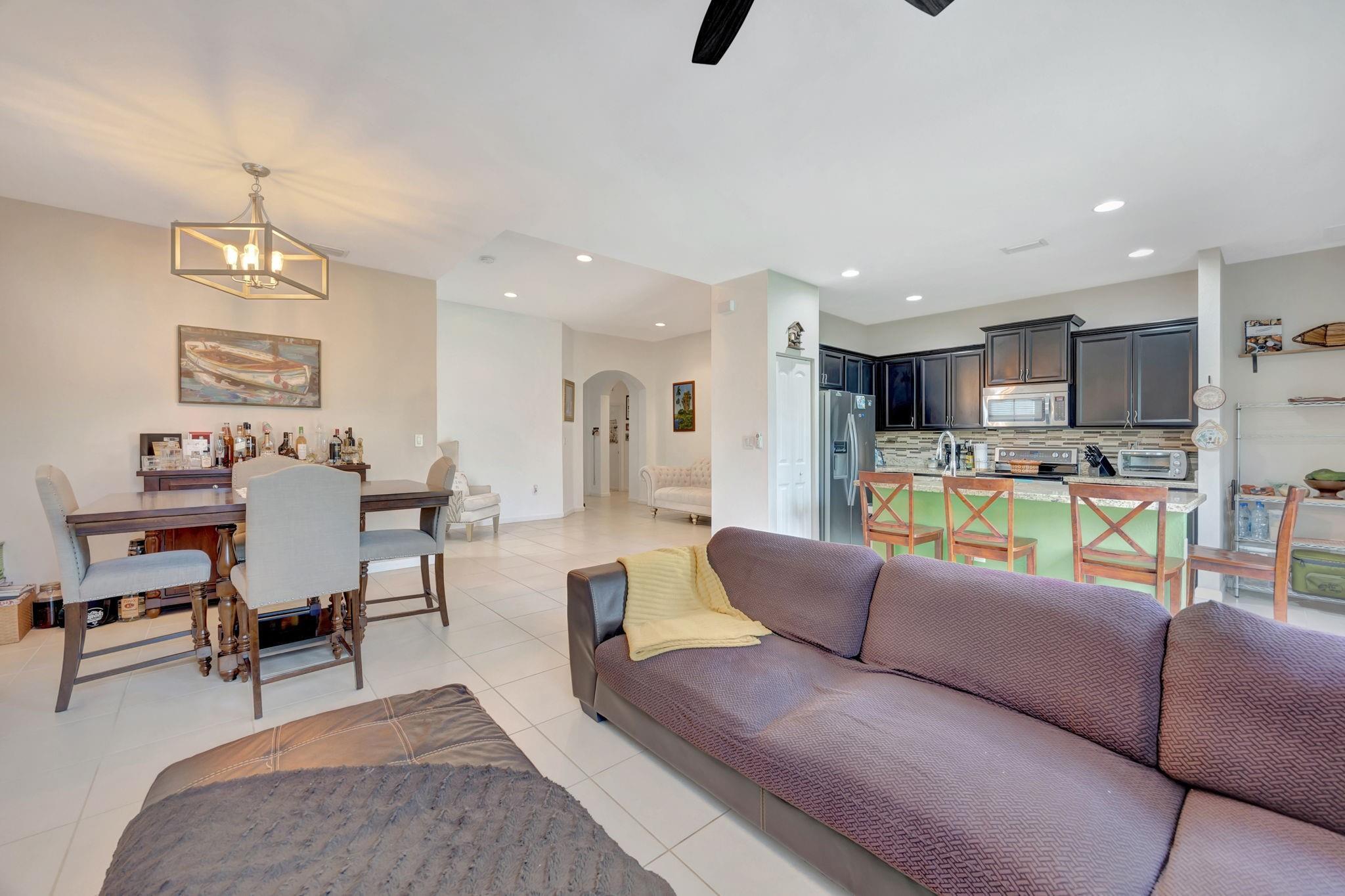25123 SW 118th Place, Cutler Bay, FL 33032, Cutler Bay - Photo 4