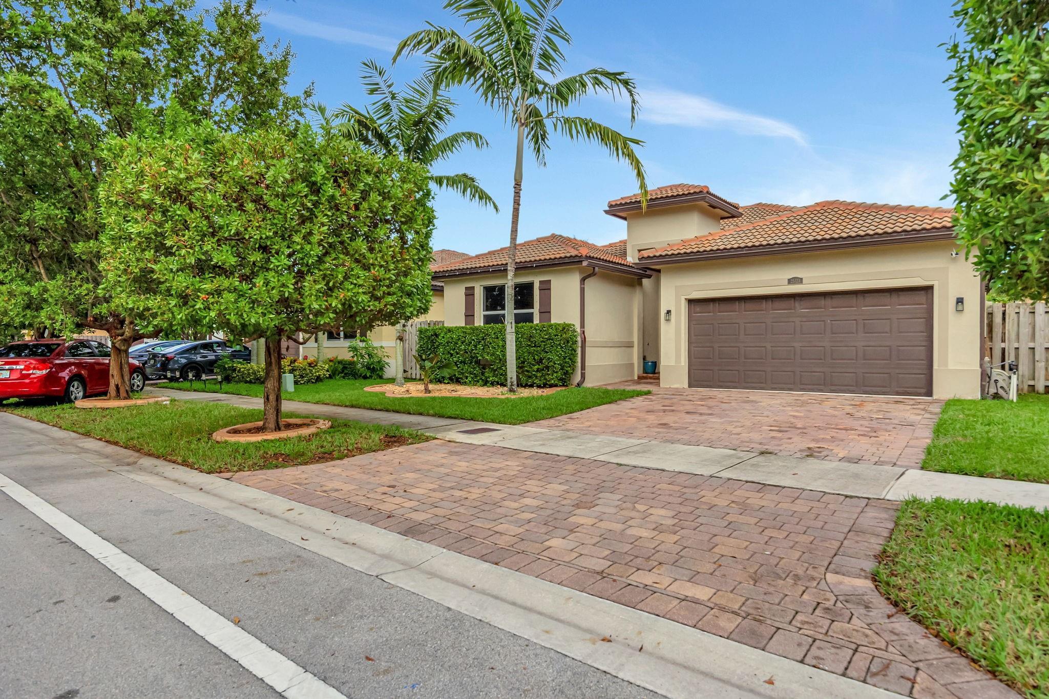 25123 SW 118th Place, Cutler Bay, FL 33032, Cutler Bay - Photo 5