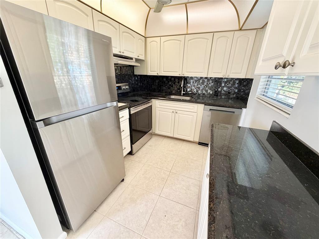84 Mansfield B 84, Boca Raton, FL 33434, Boca Raton - Photo 3