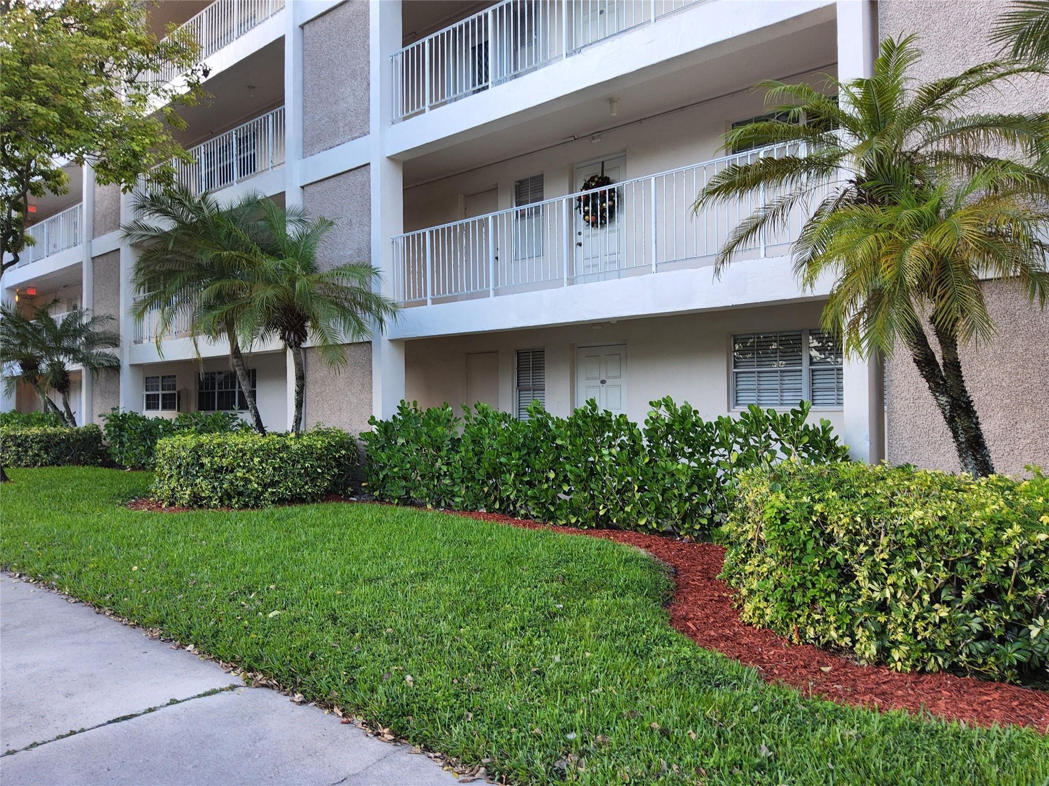 3151 S Palm Aire Drive 107, Pompano Beach, FL 33069, Pompano Beach - Photo 3
