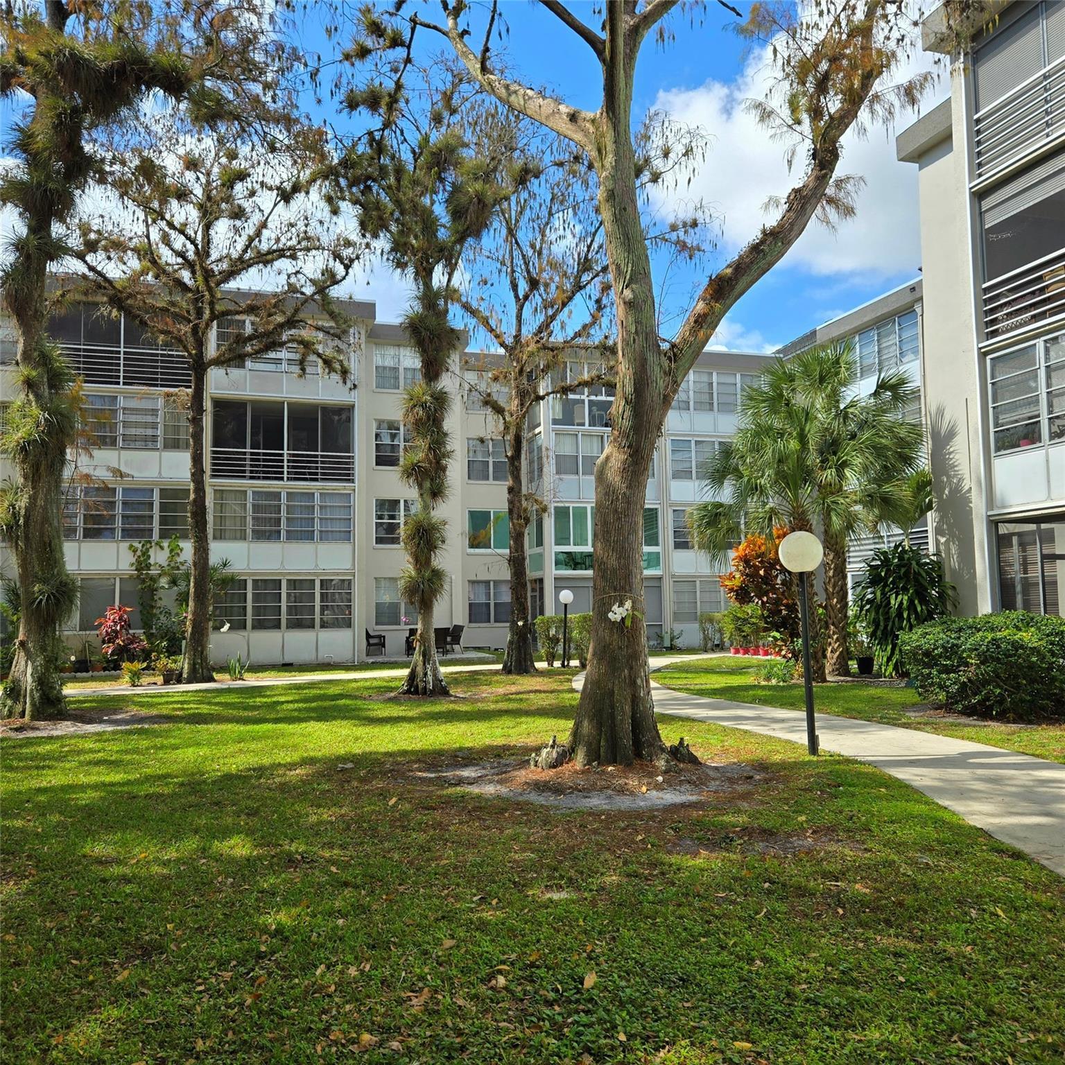 4898 NW 29th Court 412, Lauderdale Lakes, FL 33313, Lauderdale Lakes