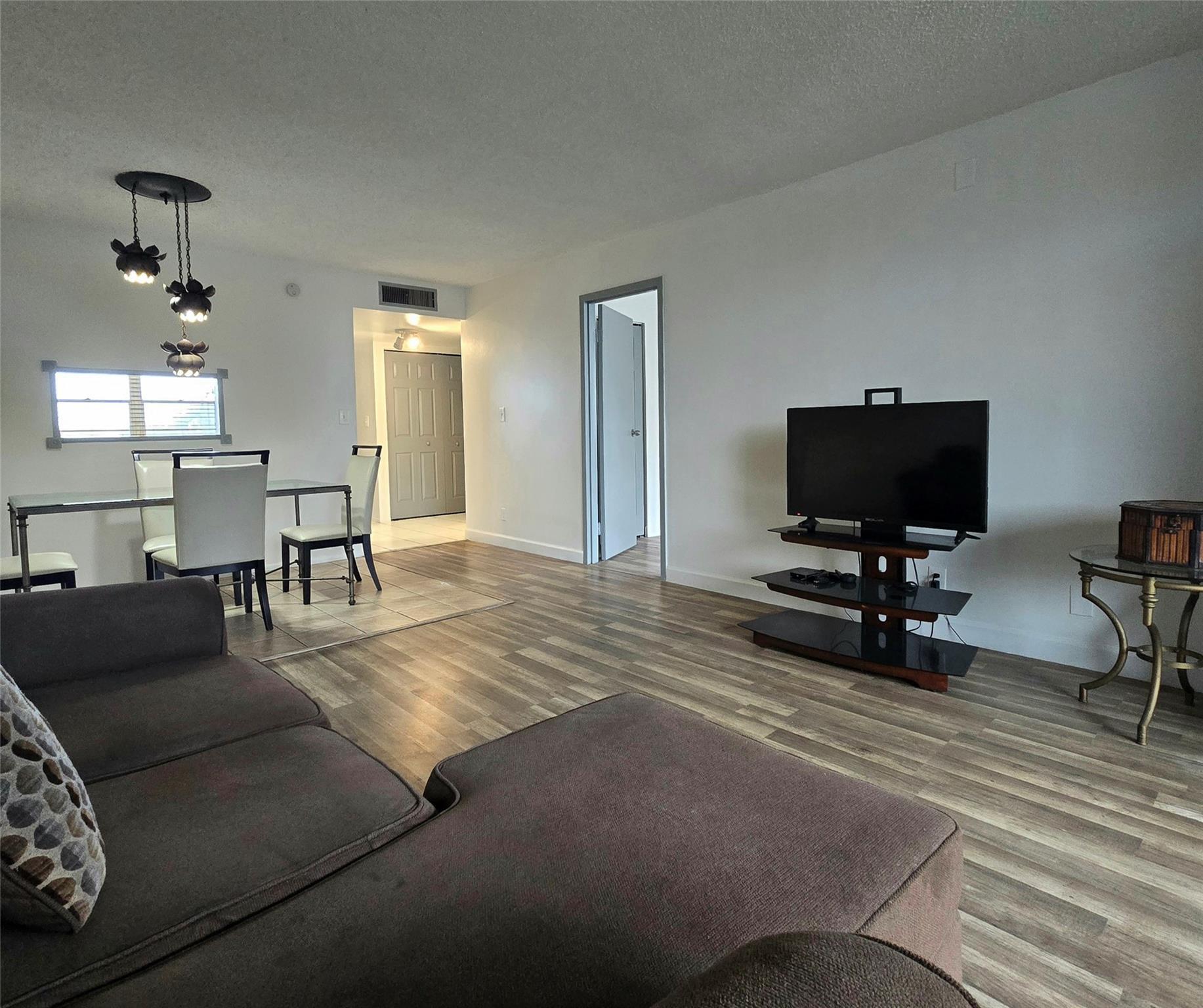 4898 NW 29th Court 412, Lauderdale Lakes, FL 33313, Lauderdale Lakes - Photo 3