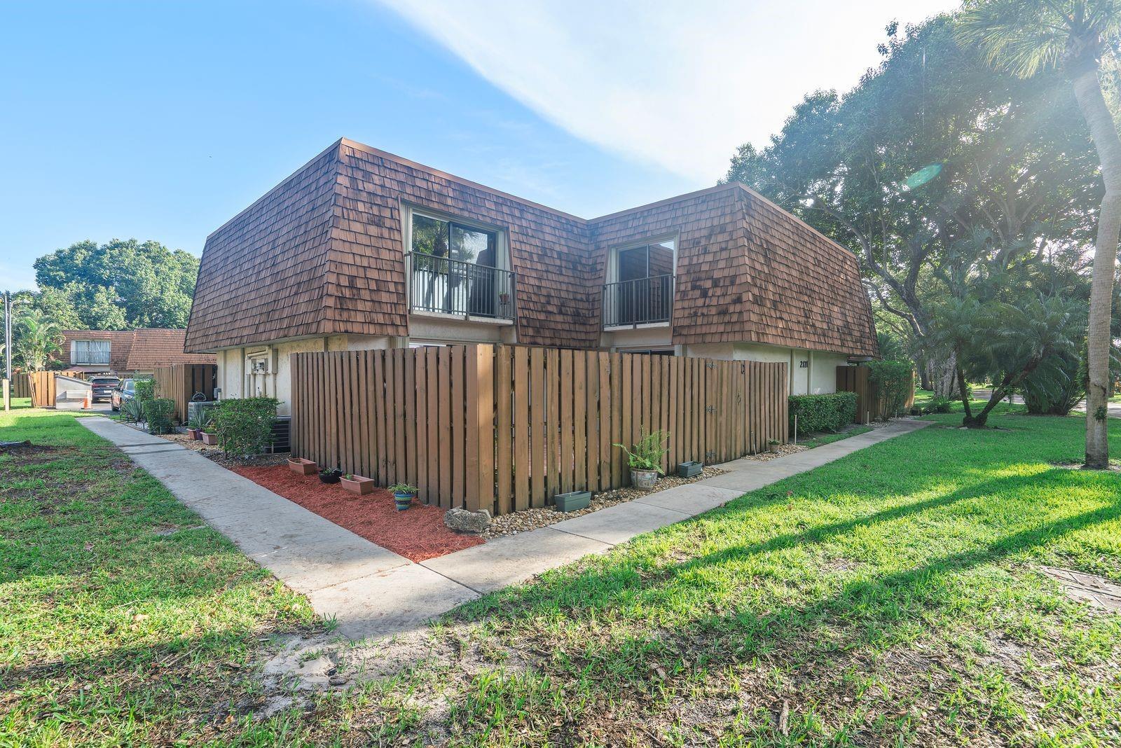 2171 SW 90th Avenue C-8, Davie, FL 33324, Davie