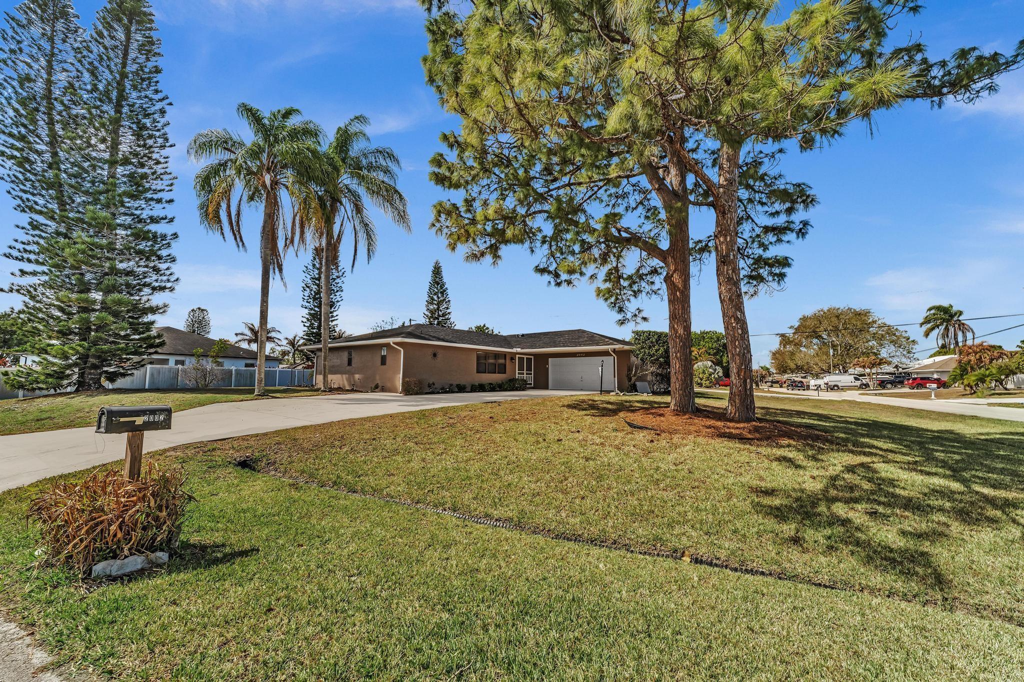 2002 SE Aneci Street, Port St. Lucie, FL 34984, Port St. Lucie - Photo 3