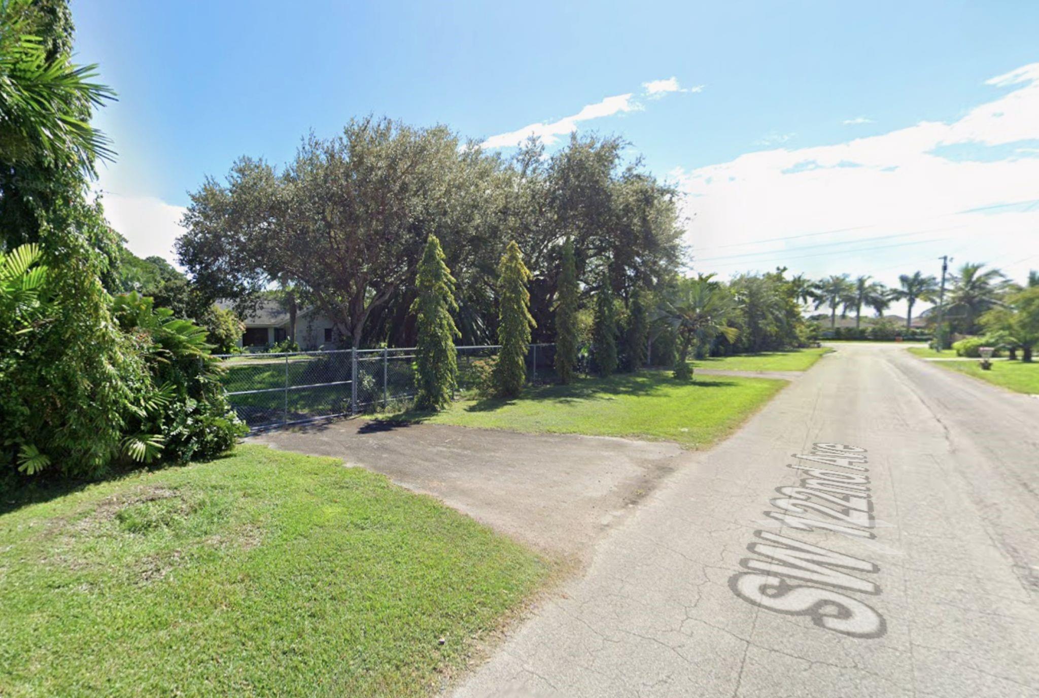 24755 SW 122nd Avenue, Homestead, FL 33032, Homestead - Photo 2