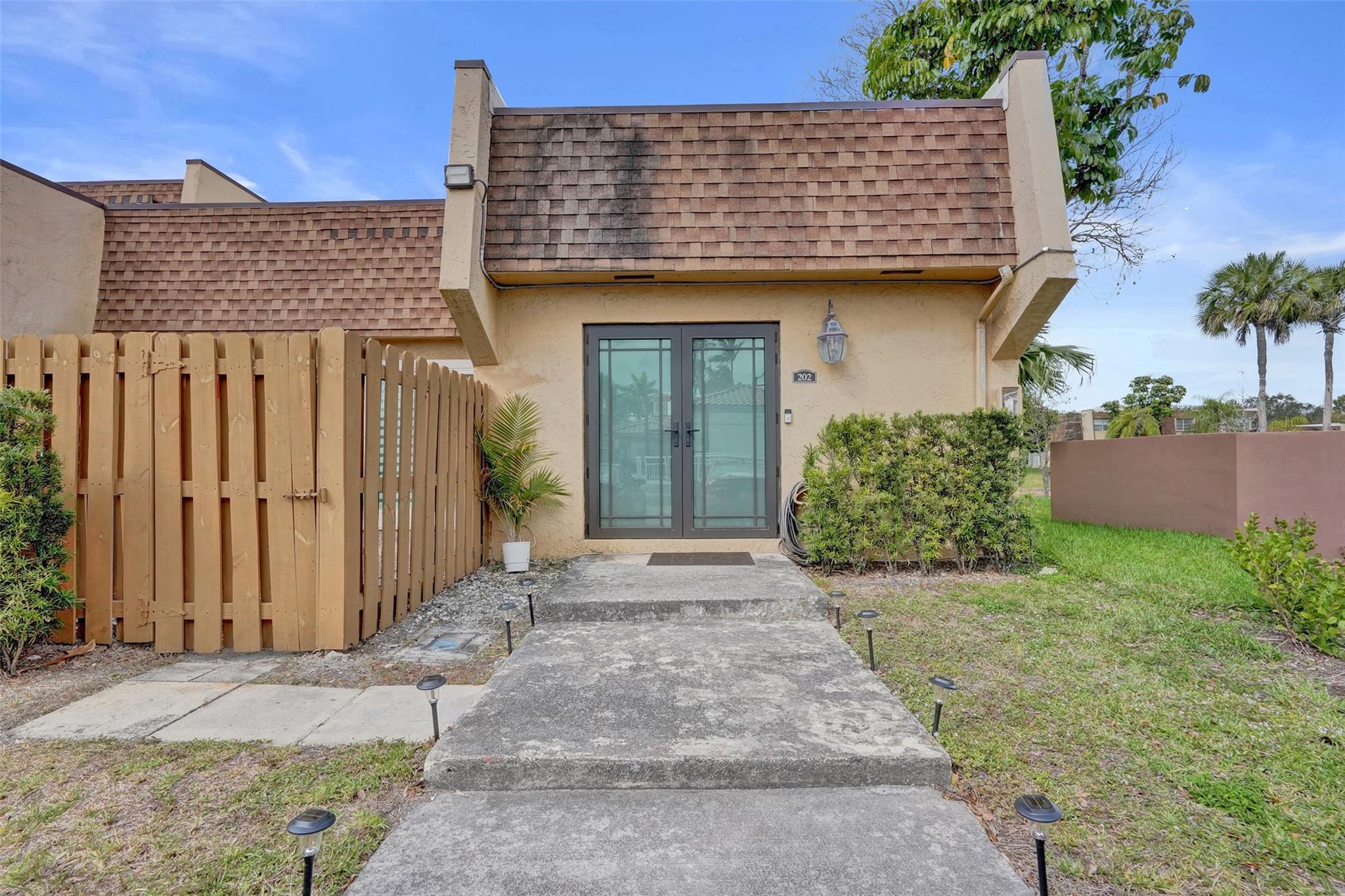 3541 NW 95th Terrace 202, Sunrise, FL 33351, Sunrise - Photo 3