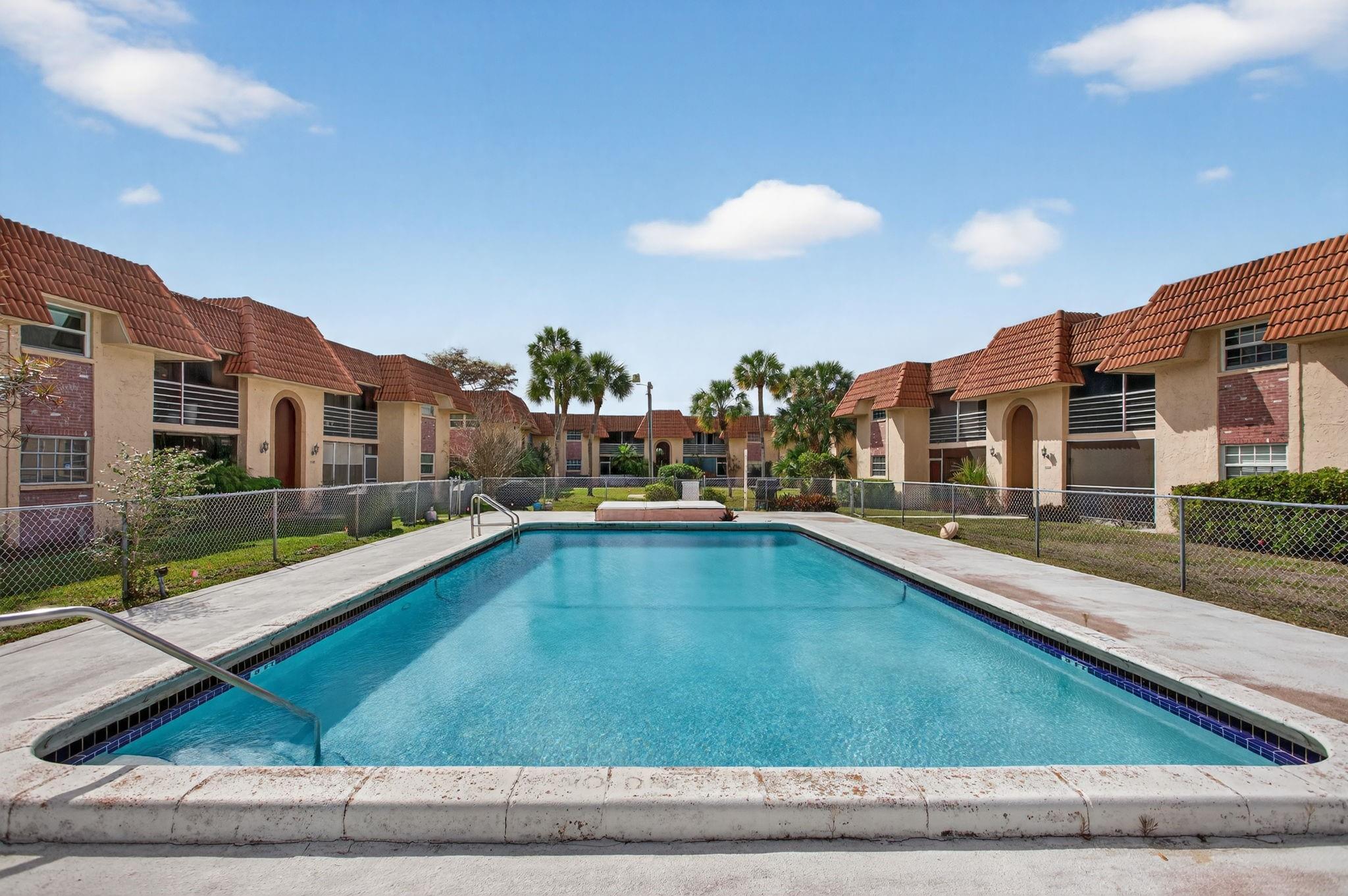 8105 NW 27th Street 3, Coral Springs, FL 33065, Coral Springs - Photo 2