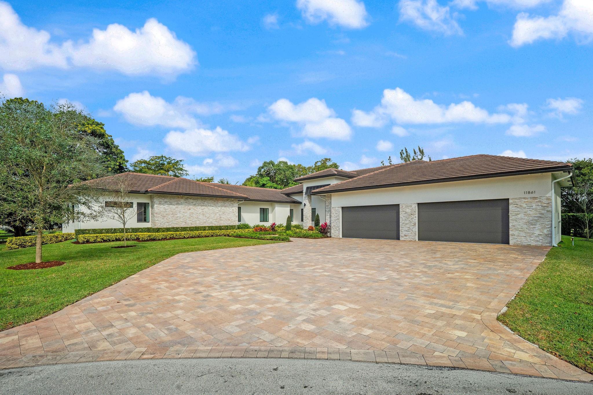 11861 NW 9 Street, Plantation, FL 33325, Plantation - Photo 4