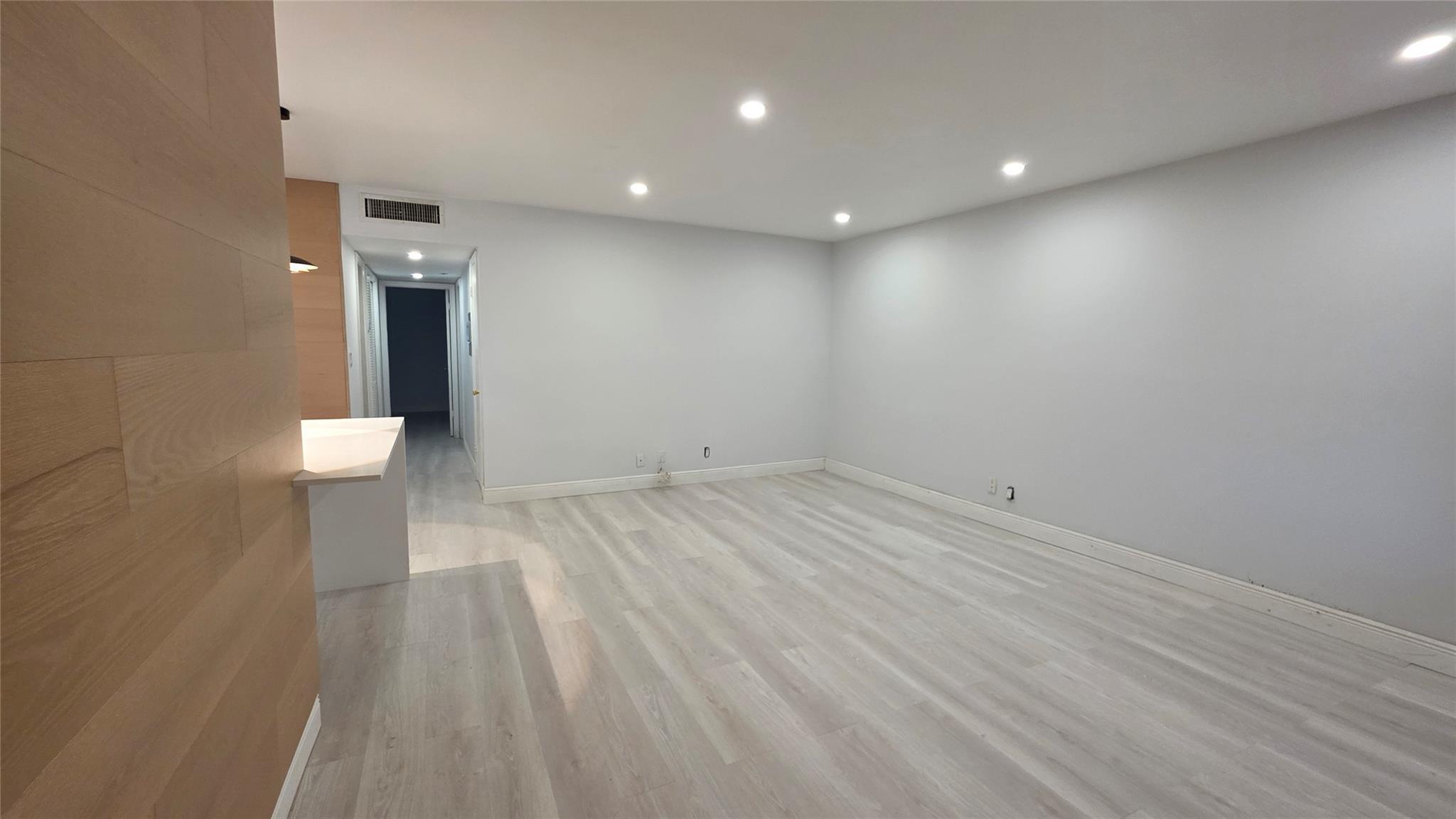 8704 NW 35Th Street 204, Coral Springs, FL 33065, Coral Springs - Photo 3