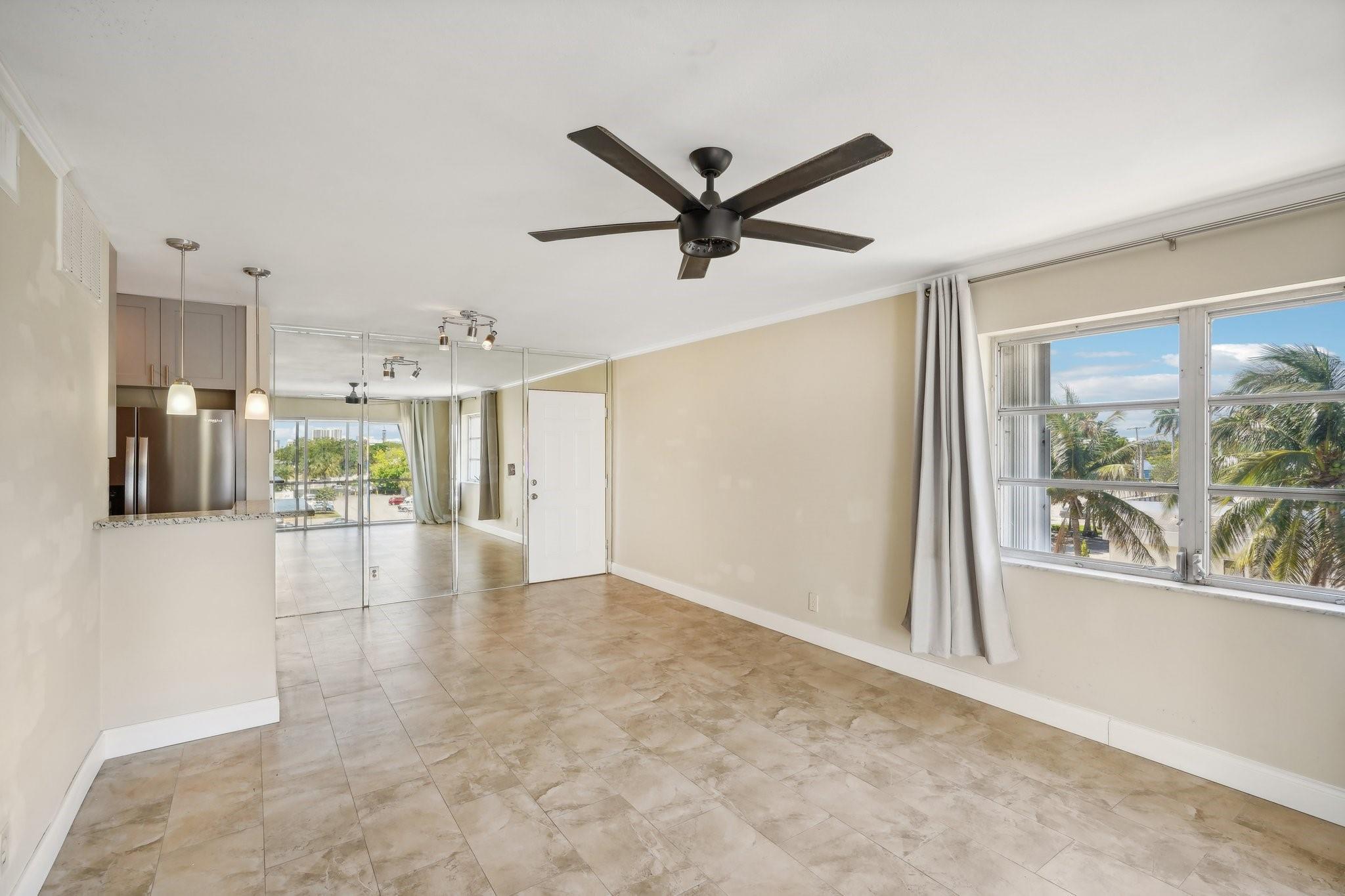3040 NE 16th Avenue 402, Oakland Park, FL 33334, Oakland Park - Photo 2