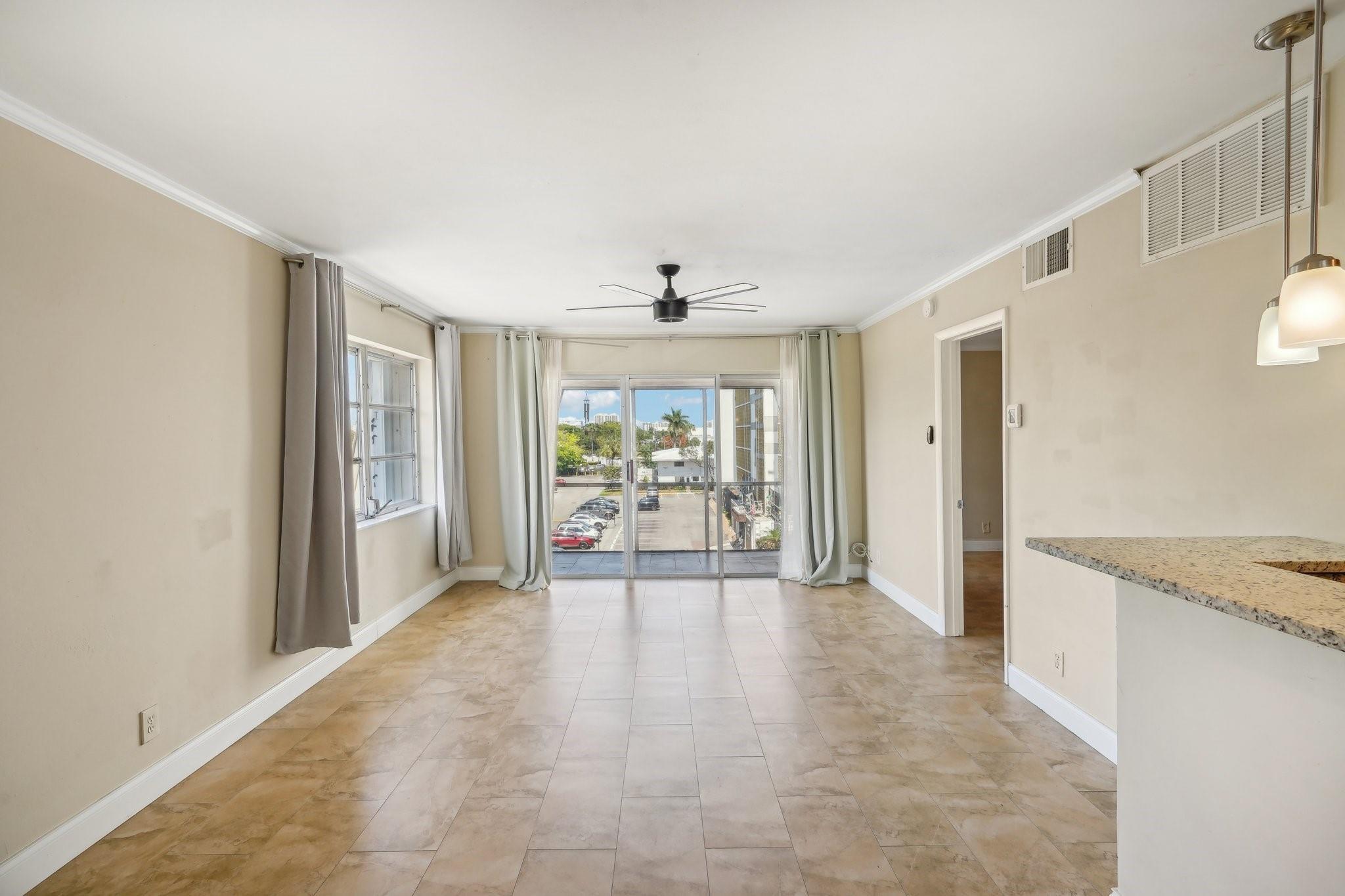 3040 NE 16th Avenue 402, Oakland Park, FL 33334, Oakland Park - Photo 3
