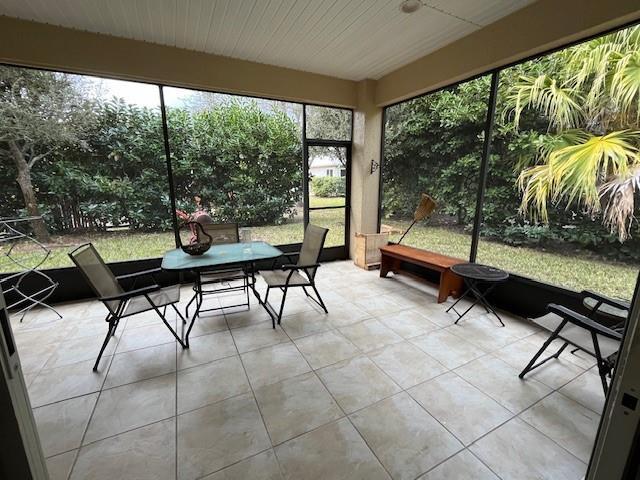 4795 47th Court, Vero Beach, FL 32967, Vero Beach - Photo 4