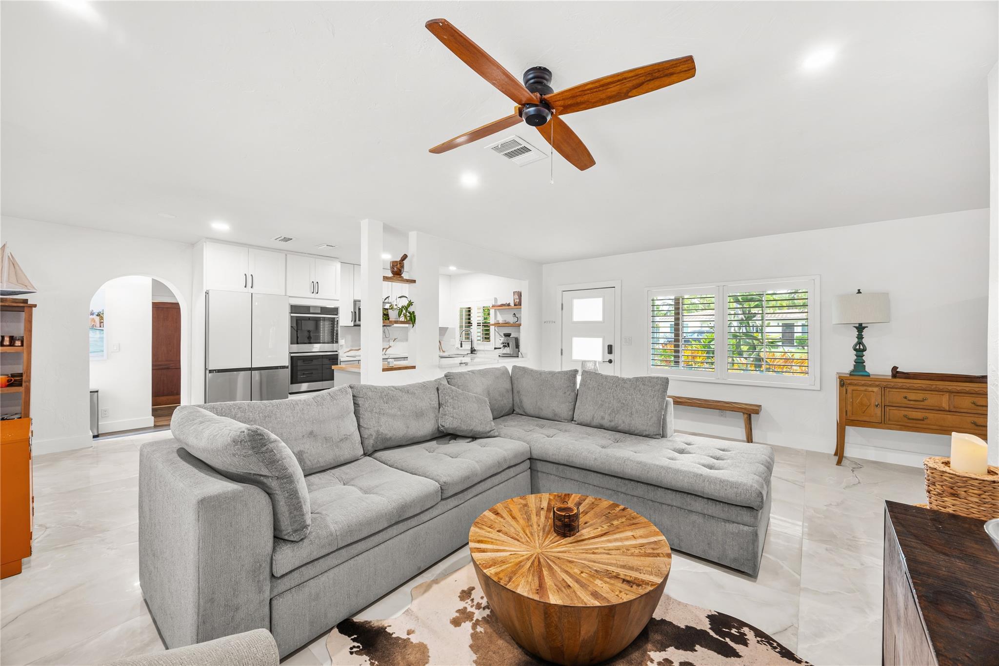 2520 Yacht Club Boulevard, Fort Lauderdale, FL 33304, Fort Lauderdale - Photo 4