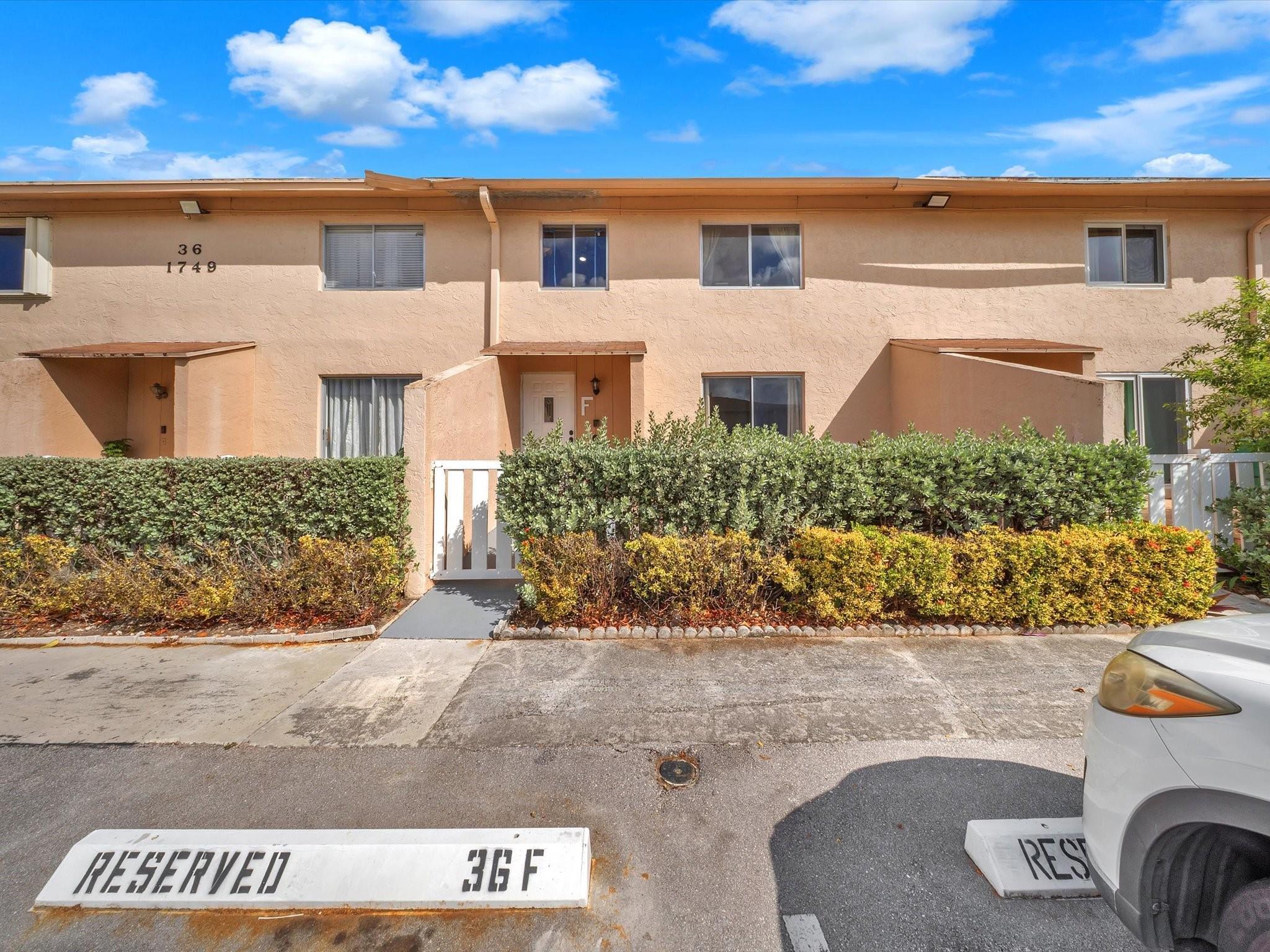 1749 NW 80th Avenue F, Margate, FL 33063, Margate - Photo 2