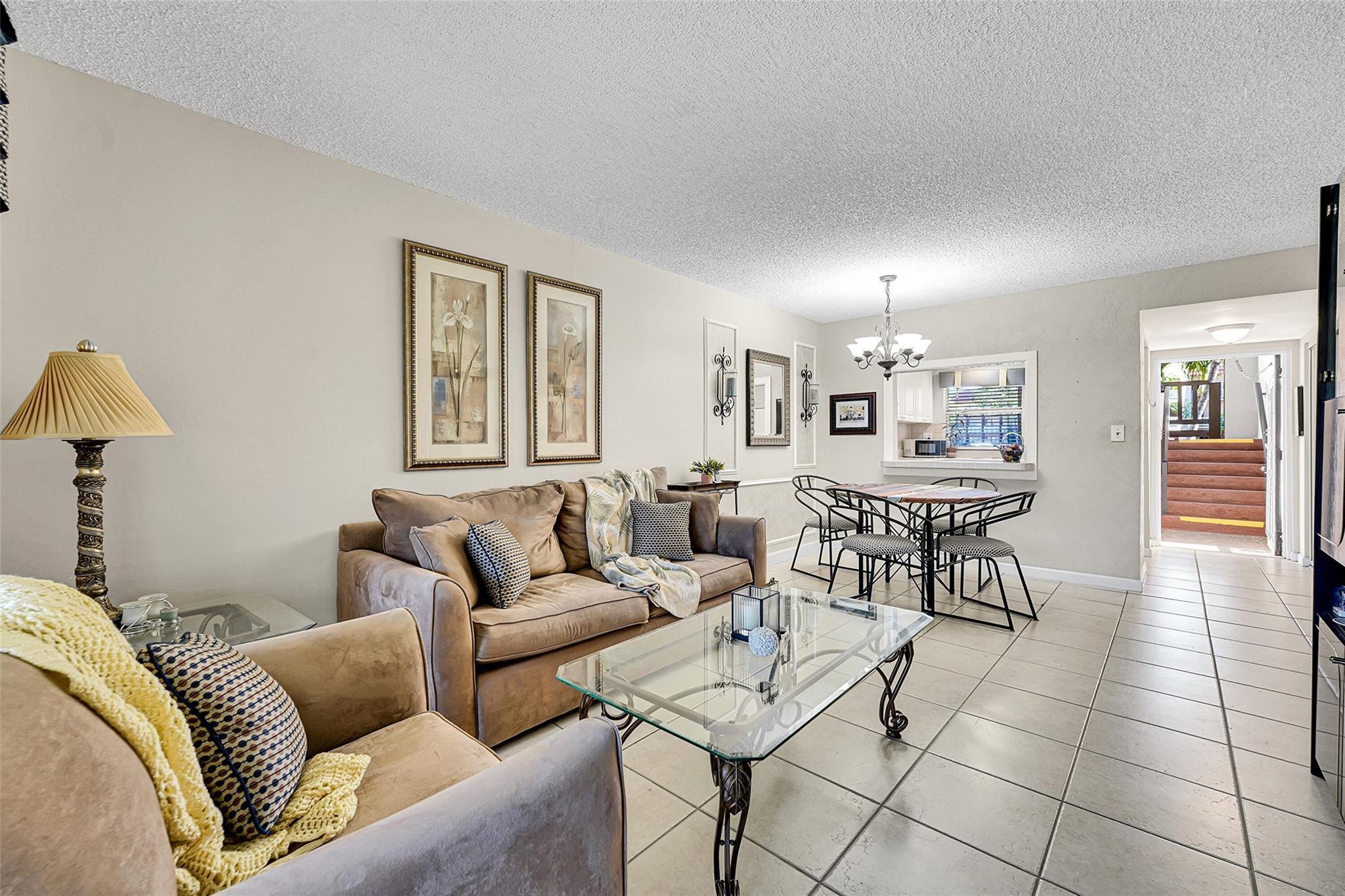 9041 Sunrise Lakes Boulevard 101, Sunrise, FL 33322, Sunrise