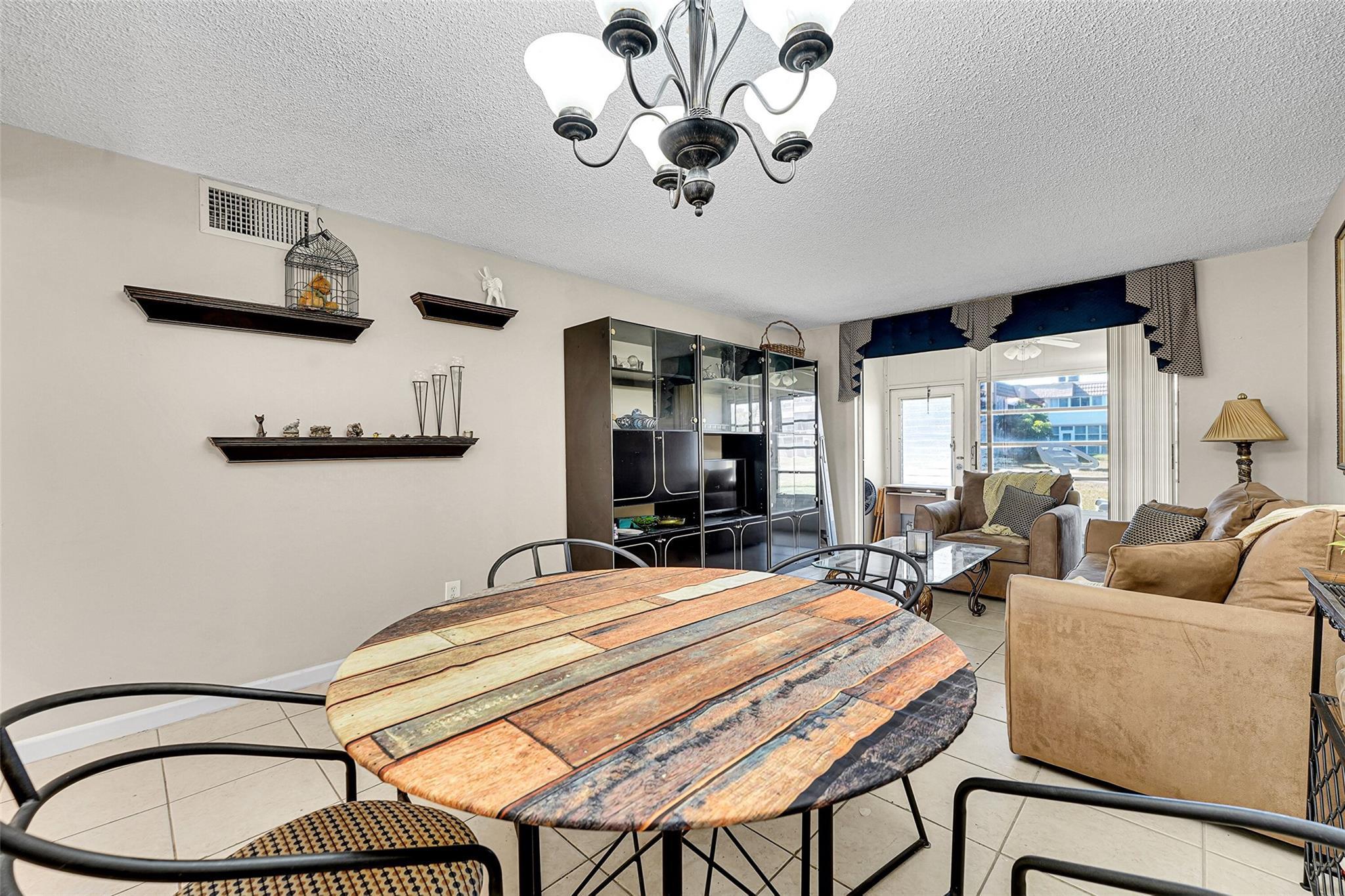 9041 Sunrise Lakes Boulevard 101, Sunrise, FL 33322, Sunrise