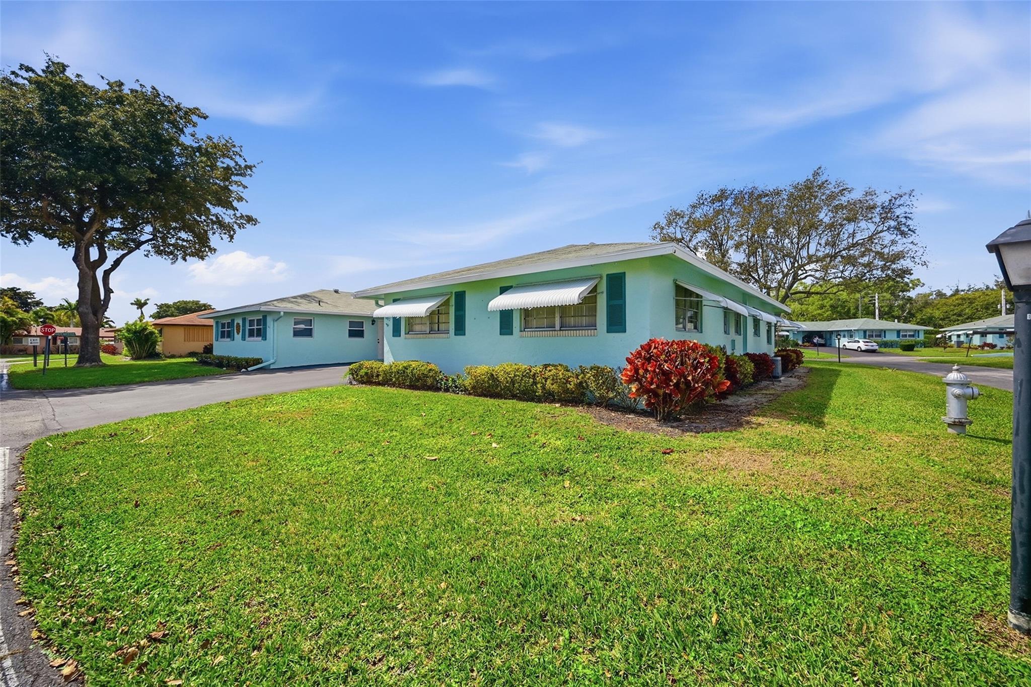 602 Hummingbird Lane 602, Delray Beach, FL 33445, Delray Beach - Photo 3