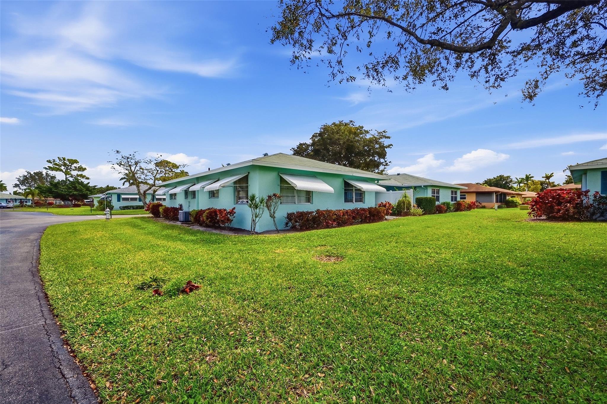 602 Hummingbird Lane 602, Delray Beach, FL 33445, Delray Beach - Photo 4