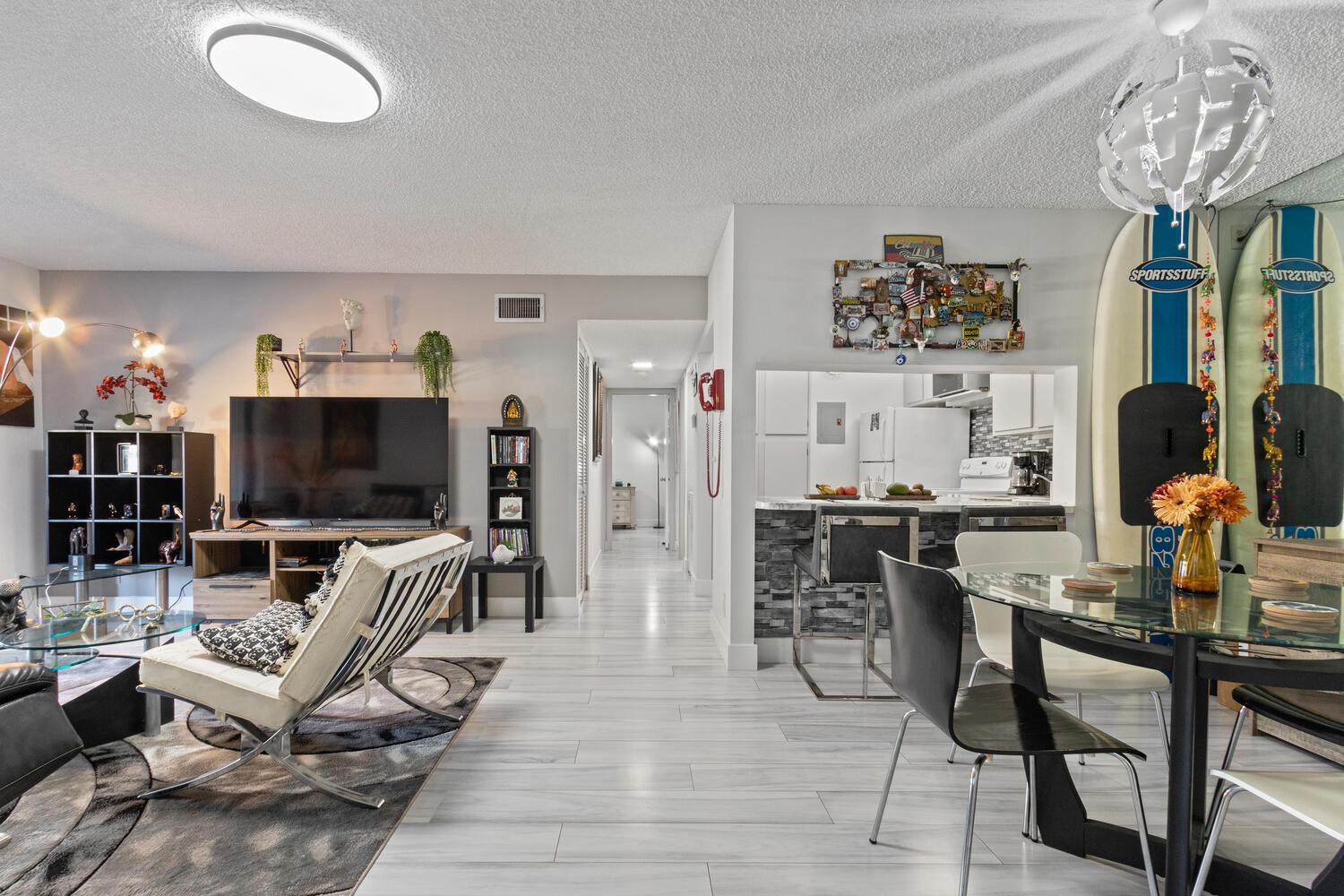 712 Sunny Pine Way E2, Greenacres, FL 33415, Greenacres - Photo 4