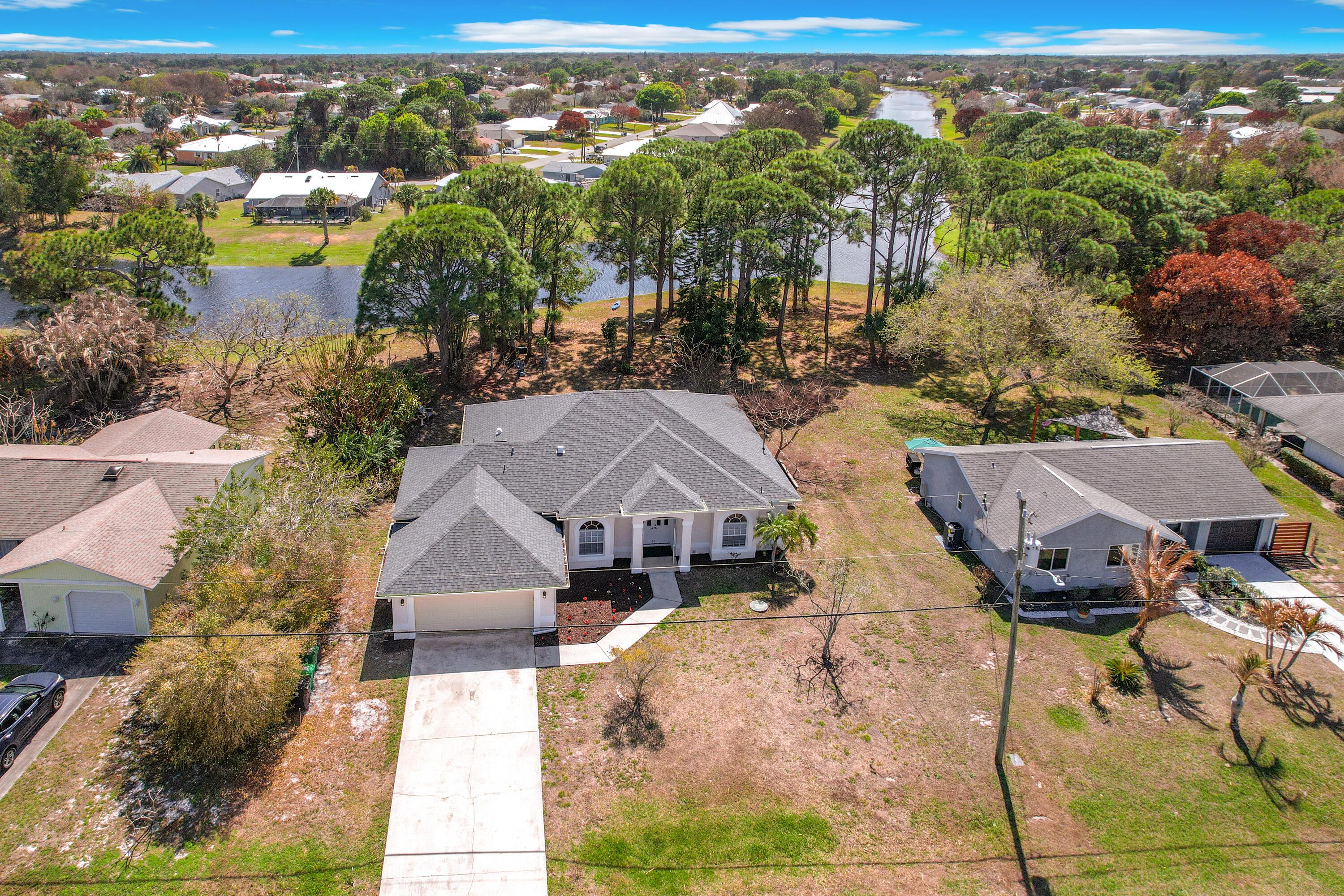 2342 SE Grand Drive, Port St. Lucie, FL 34952, Port St. Lucie - Photo 2