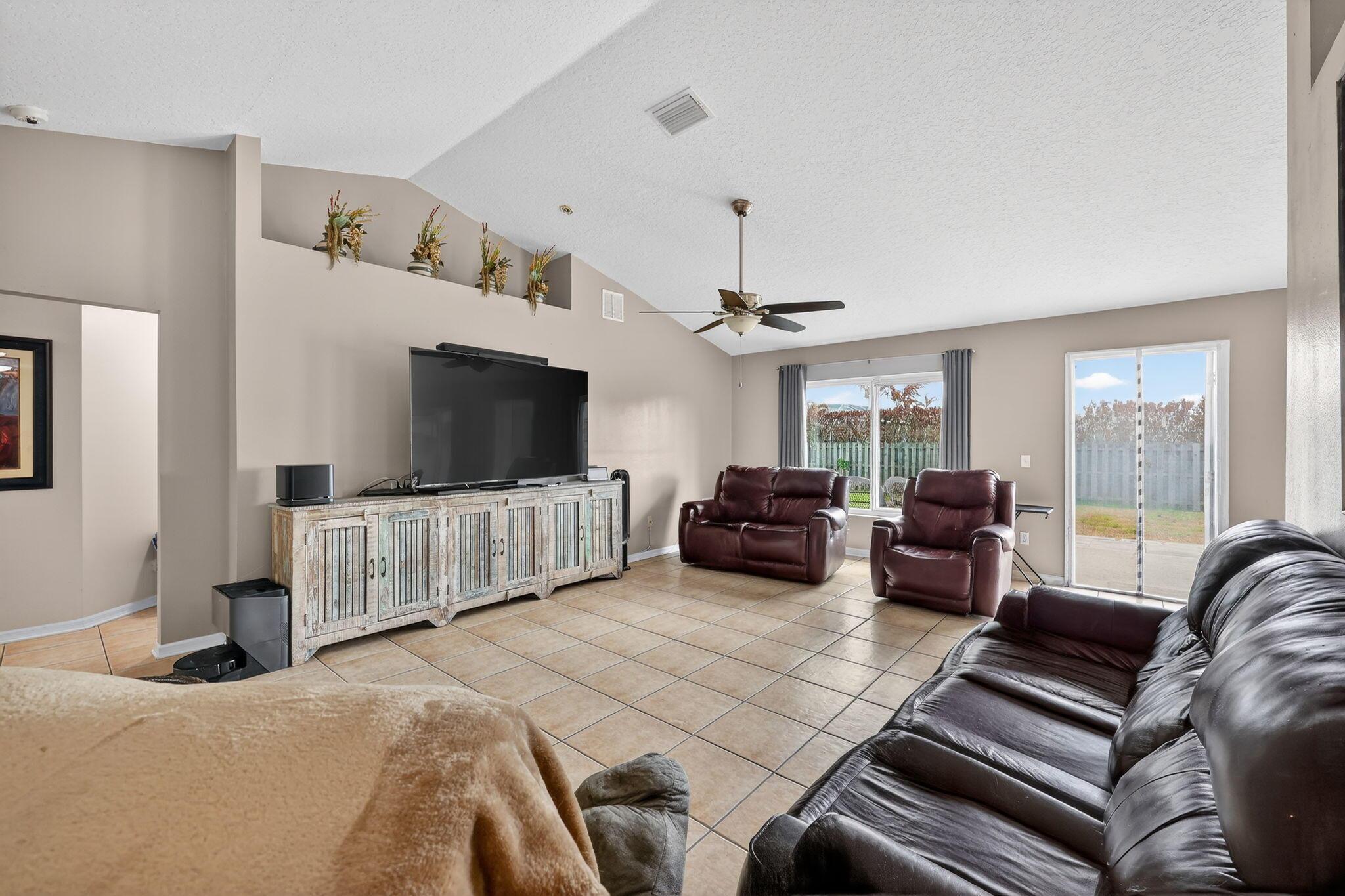 566 SW Sea Holly Terrace, Port St. Lucie, FL 34984, Port St. Lucie - Photo 5