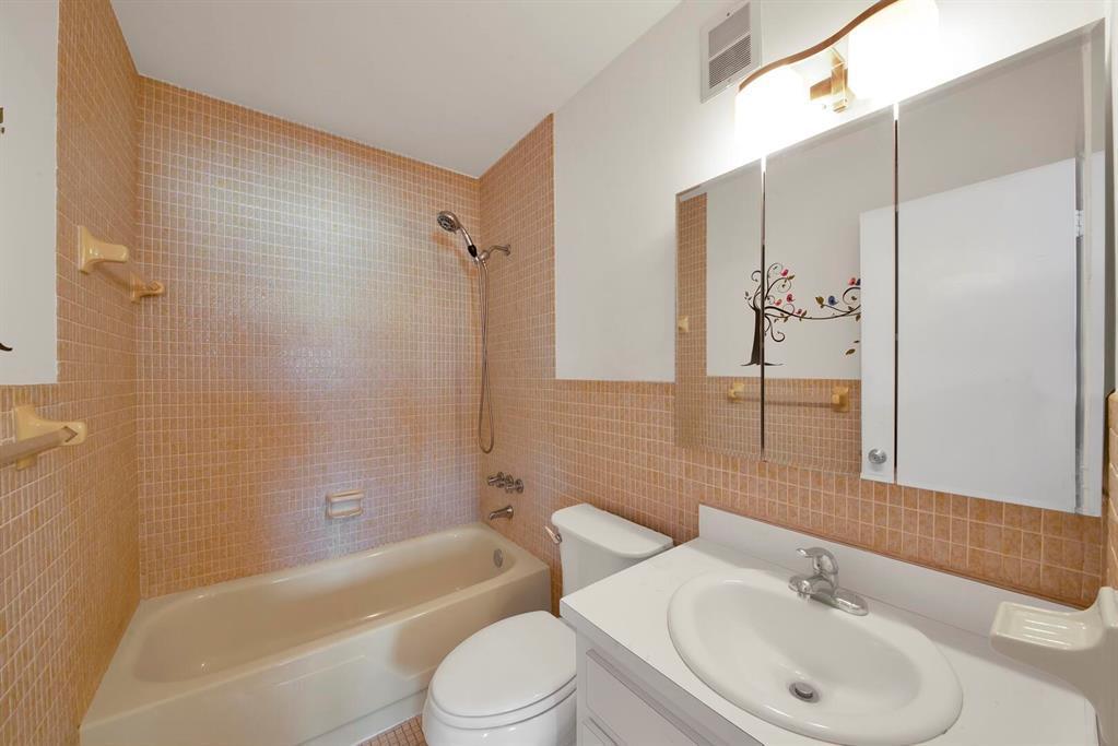 5300 Washington Street G321, Pembroke Pines, FL 33025, Pembroke Pines - Photo 4