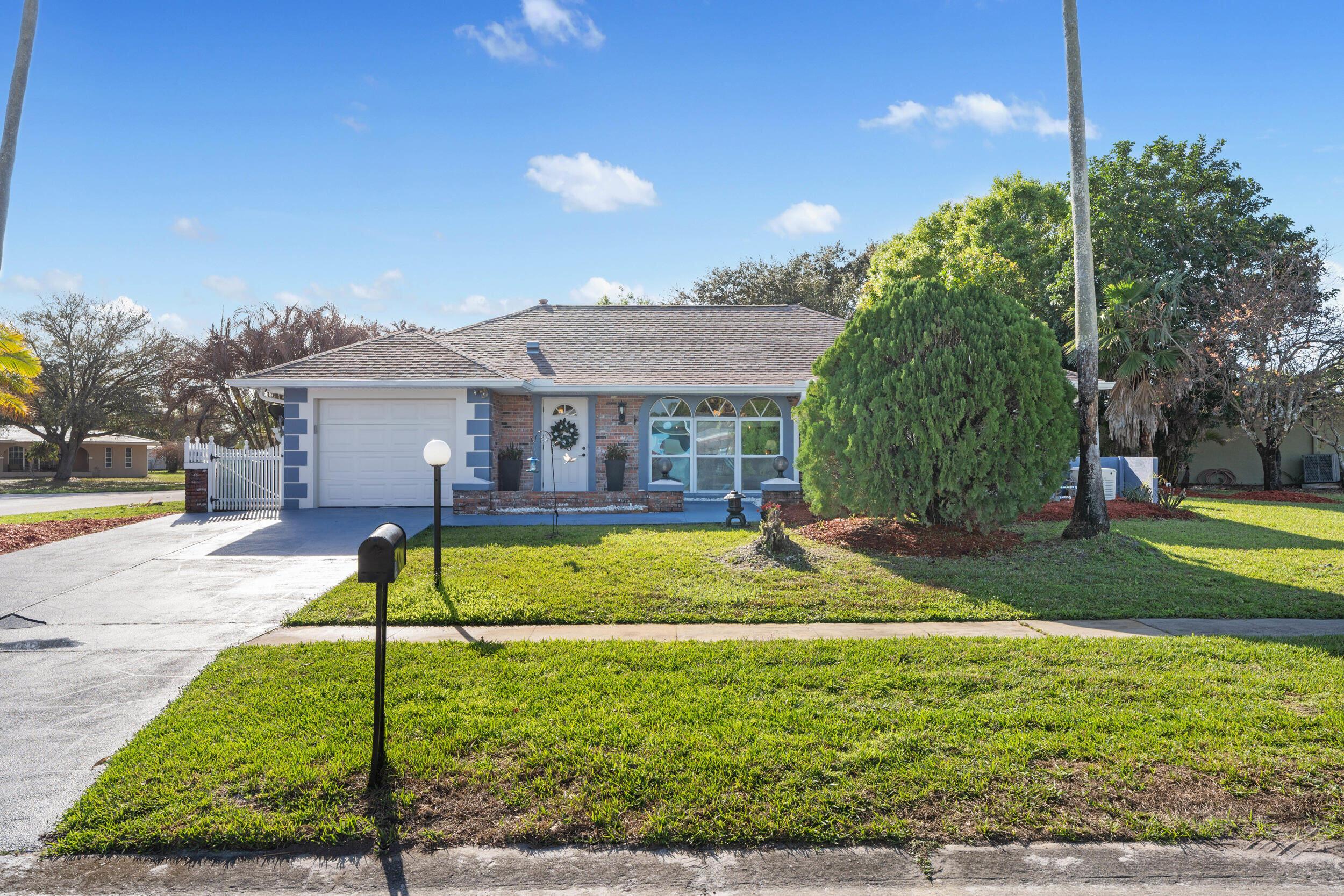 154 NE Hemet Street, Port St. Lucie, FL 34983, Port St. Lucie - Photo 4