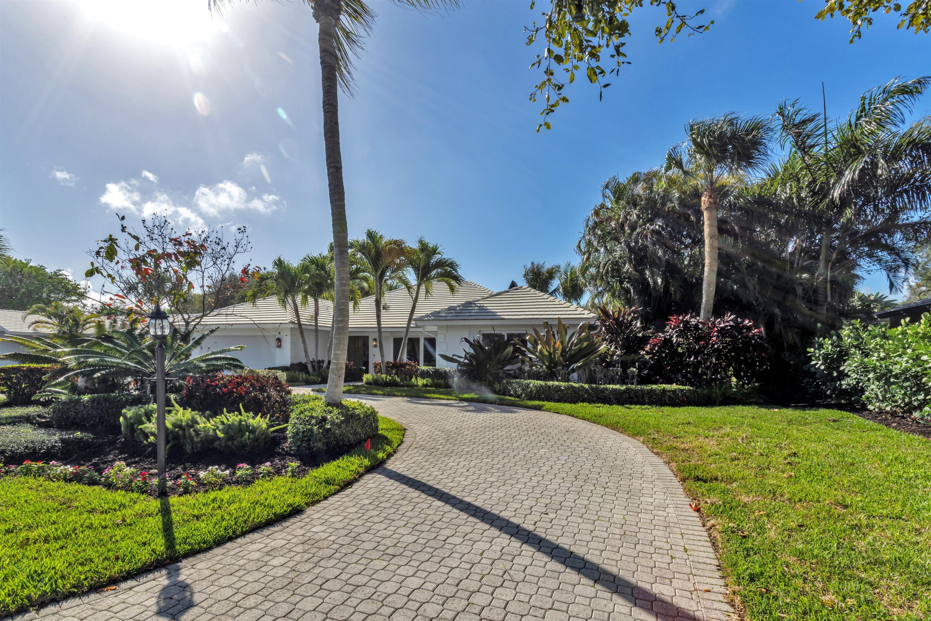 2720 Cardinal Circle, Gulf Stream, FL 33483, Gulf Stream - Photo 2