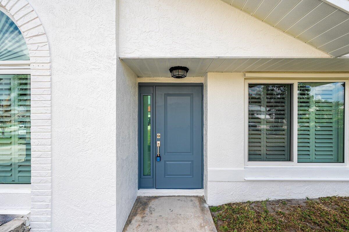 2812 SE Pace Dr, Port St. Lucie, FL 34984, Port St. Lucie - Photo 2