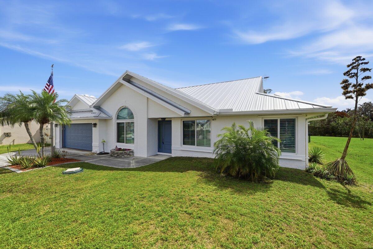 2812 SE Pace Dr, Port St. Lucie, FL 34984, Port St. Lucie - Photo 4