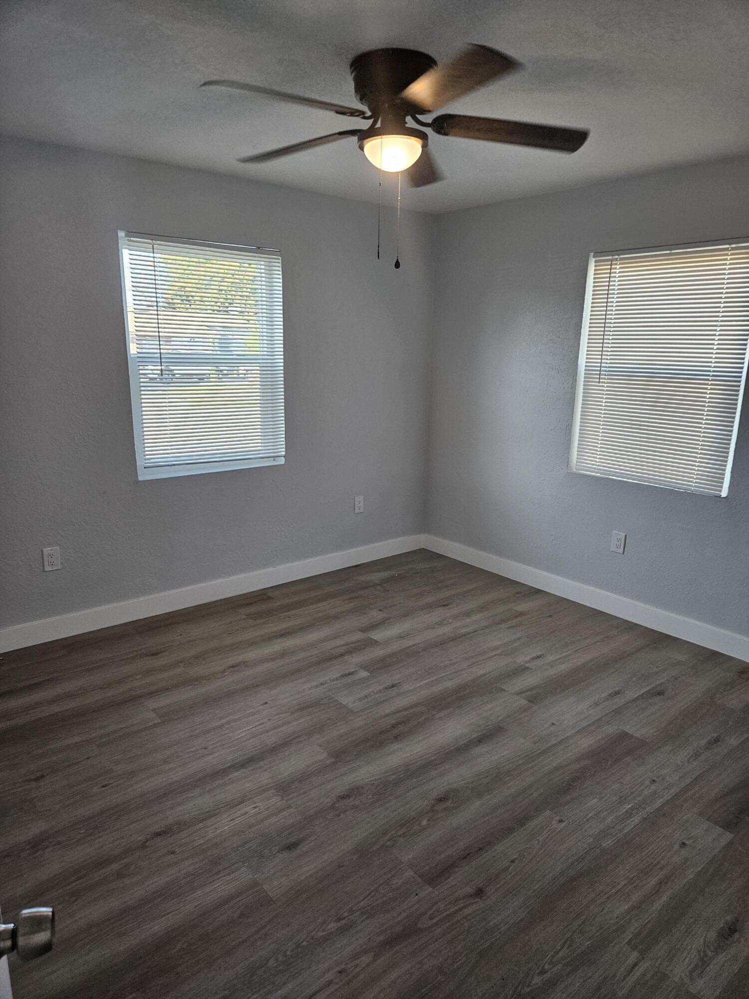 720 Locust Street, West Palm Beach, FL 33405, West Palm Beach - Photo 5