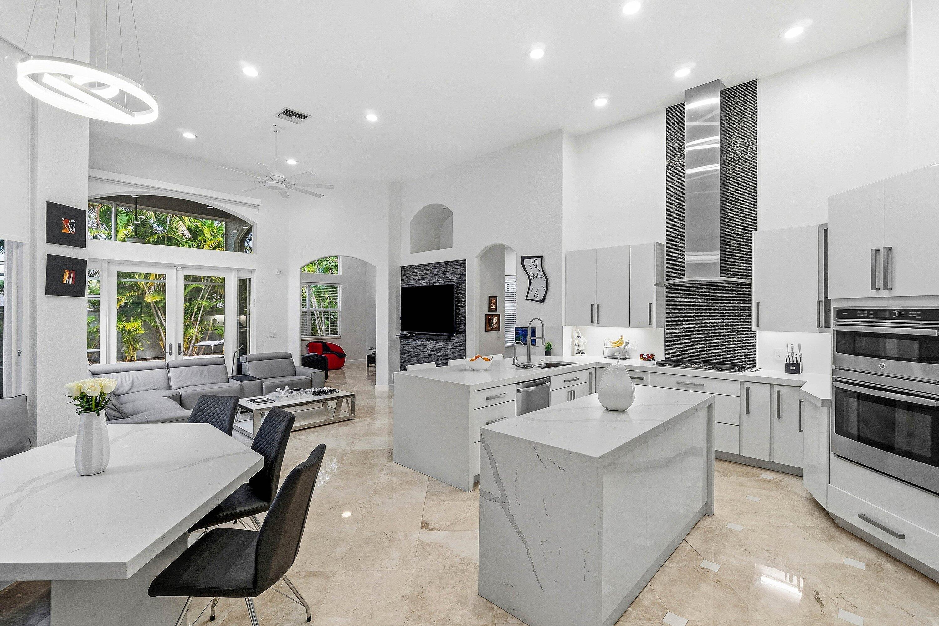 2358 NW 49th Lane, Boca Raton, FL 33431, Boca Raton - Photo 2