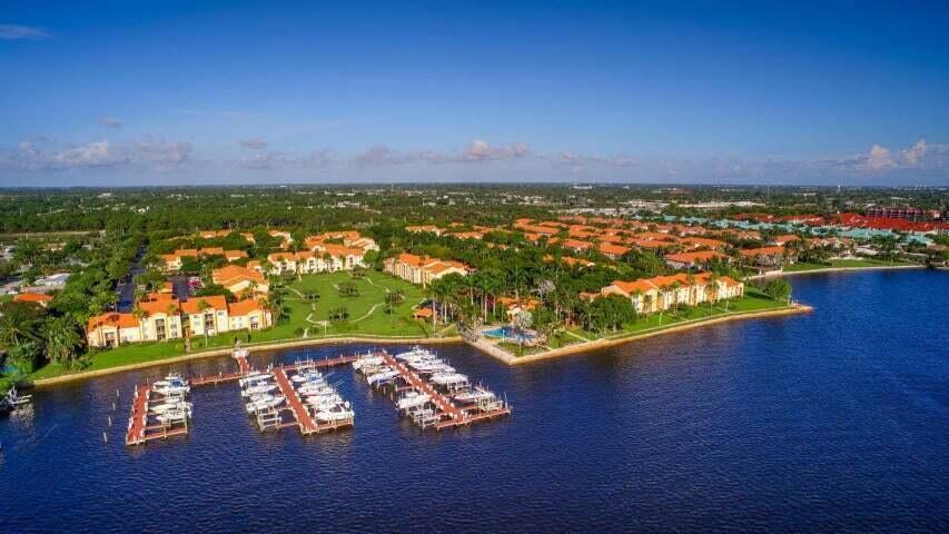 145 Yacht Club Way 304, Hypoluxo, FL 33462, Hypoluxo - Photo 3