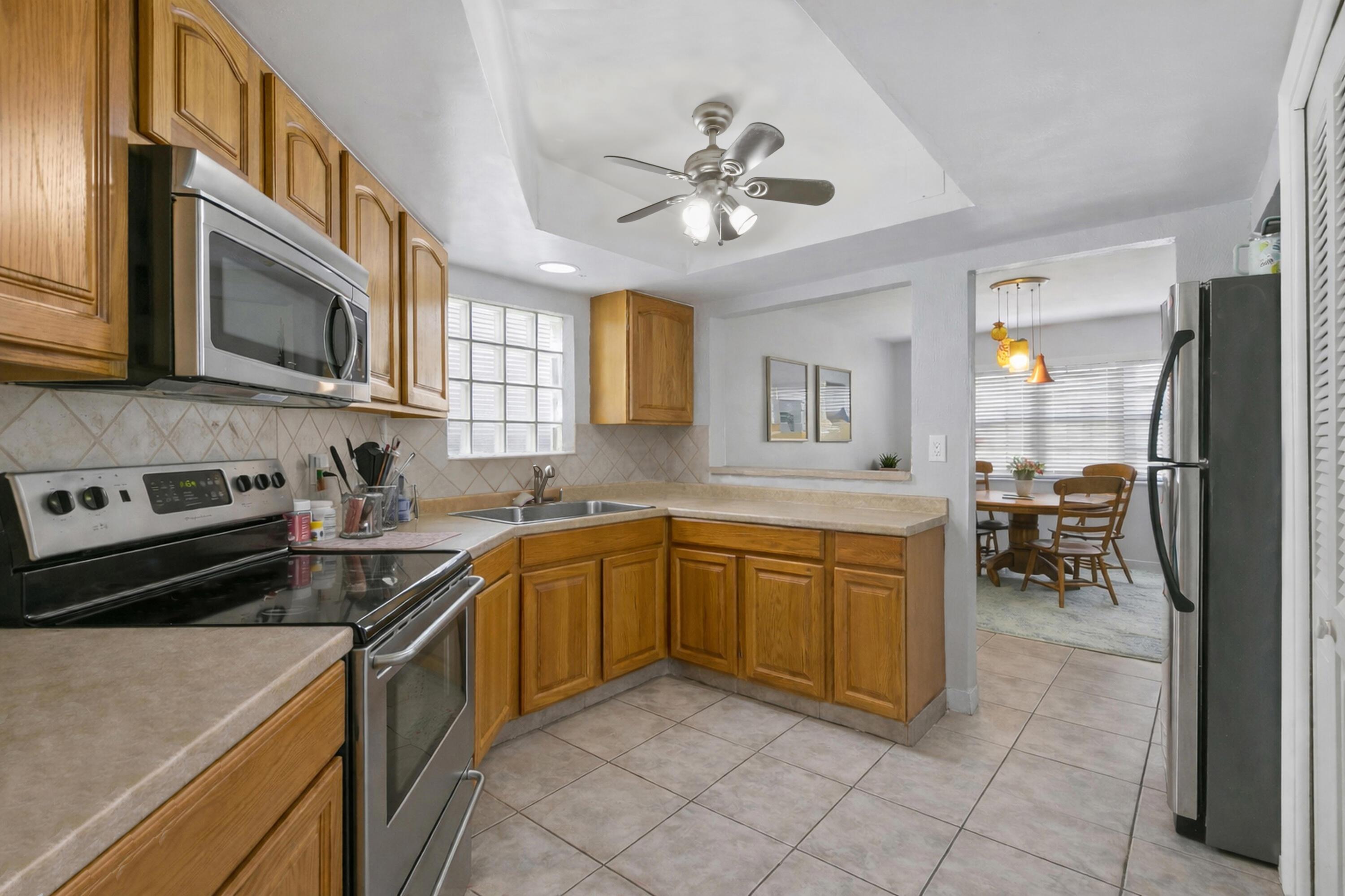 107 Weybridge Circle D, Royal Palm Beach, FL 33411, Royal Palm Beach - Photo 5