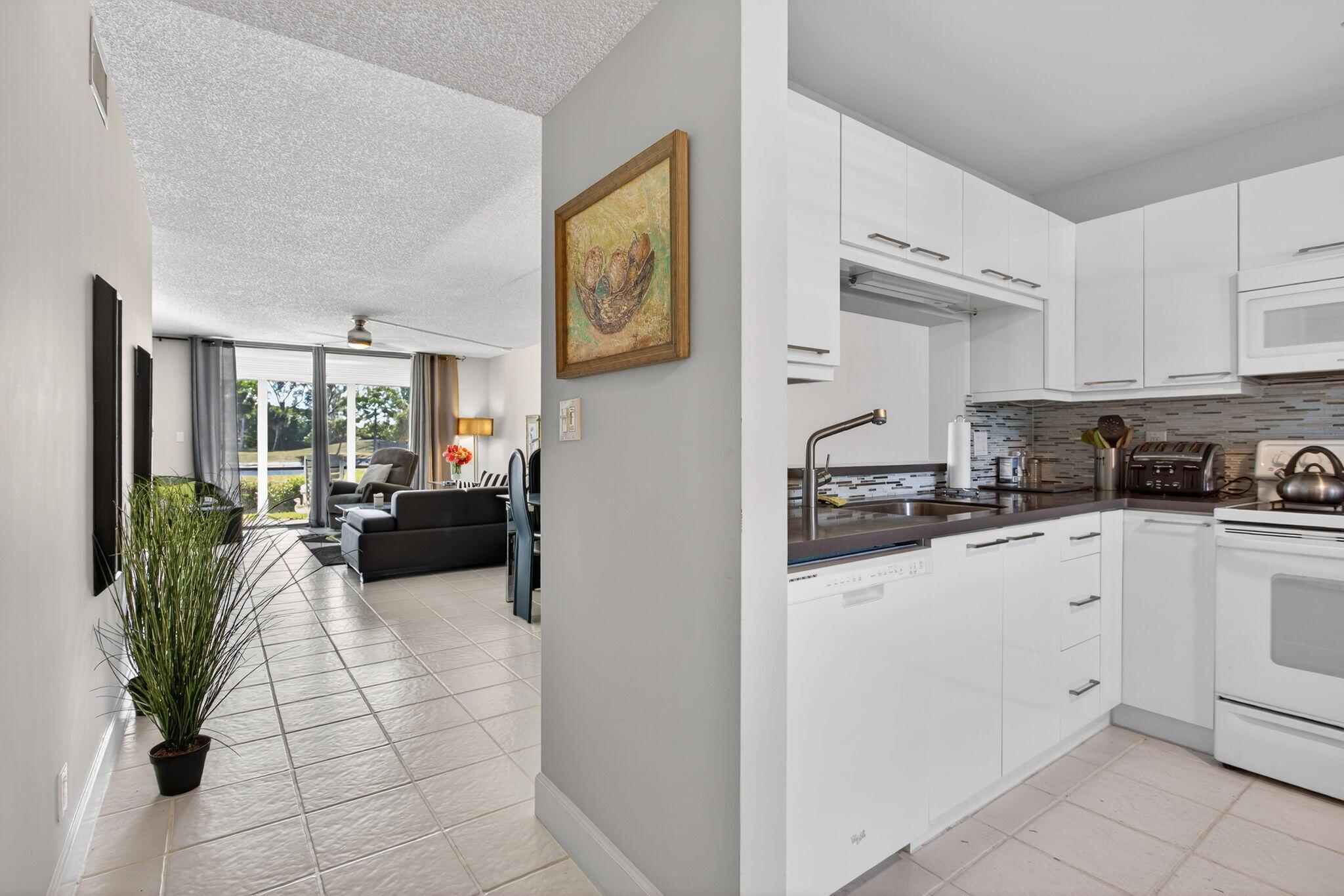 3485 Environ Boulevard C107, Lauderhill, FL 33319, Lauderhill
