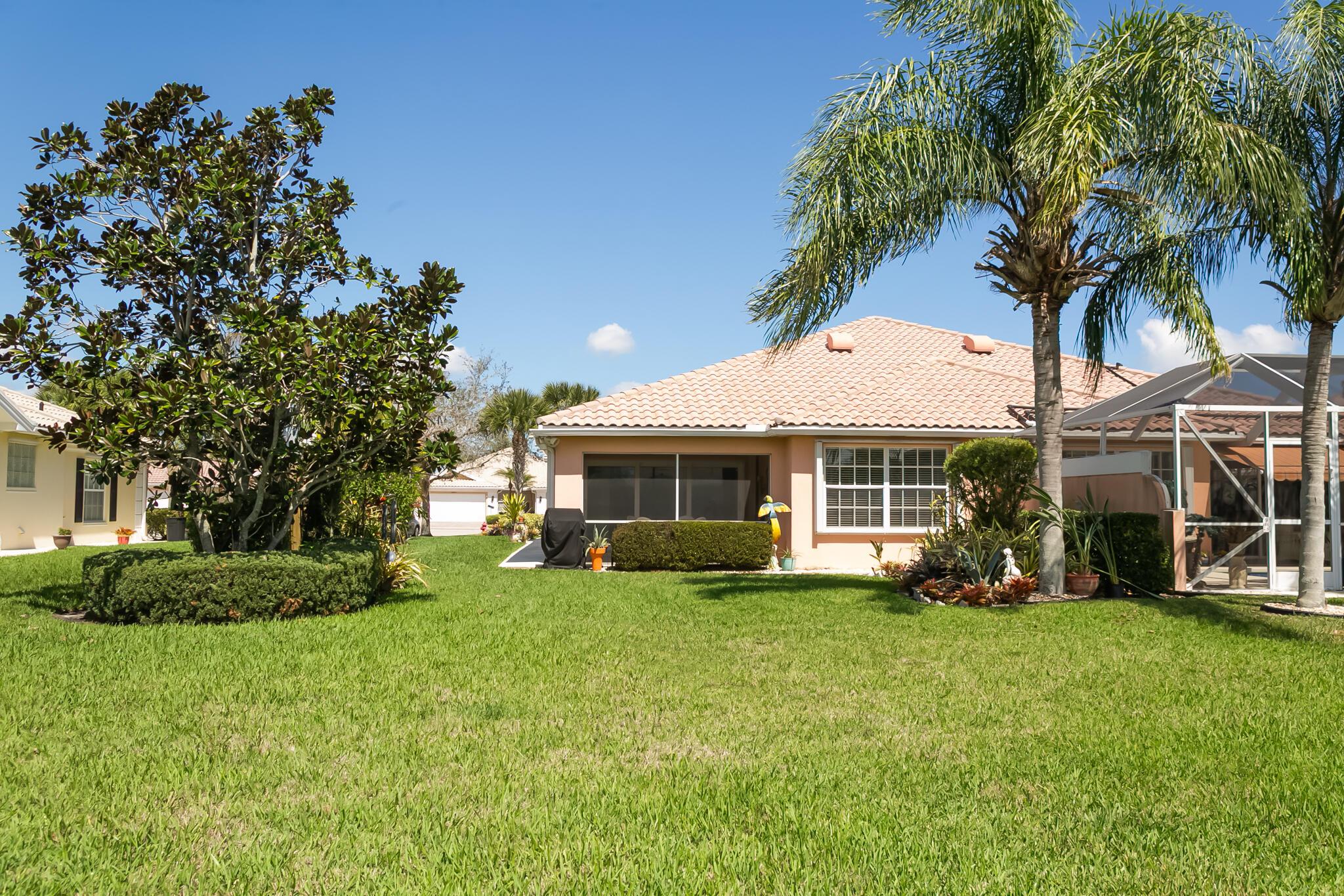 10646 SW Hartwick Dr, Port St. Lucie, FL 34987, Port St. Lucie - Photo 4